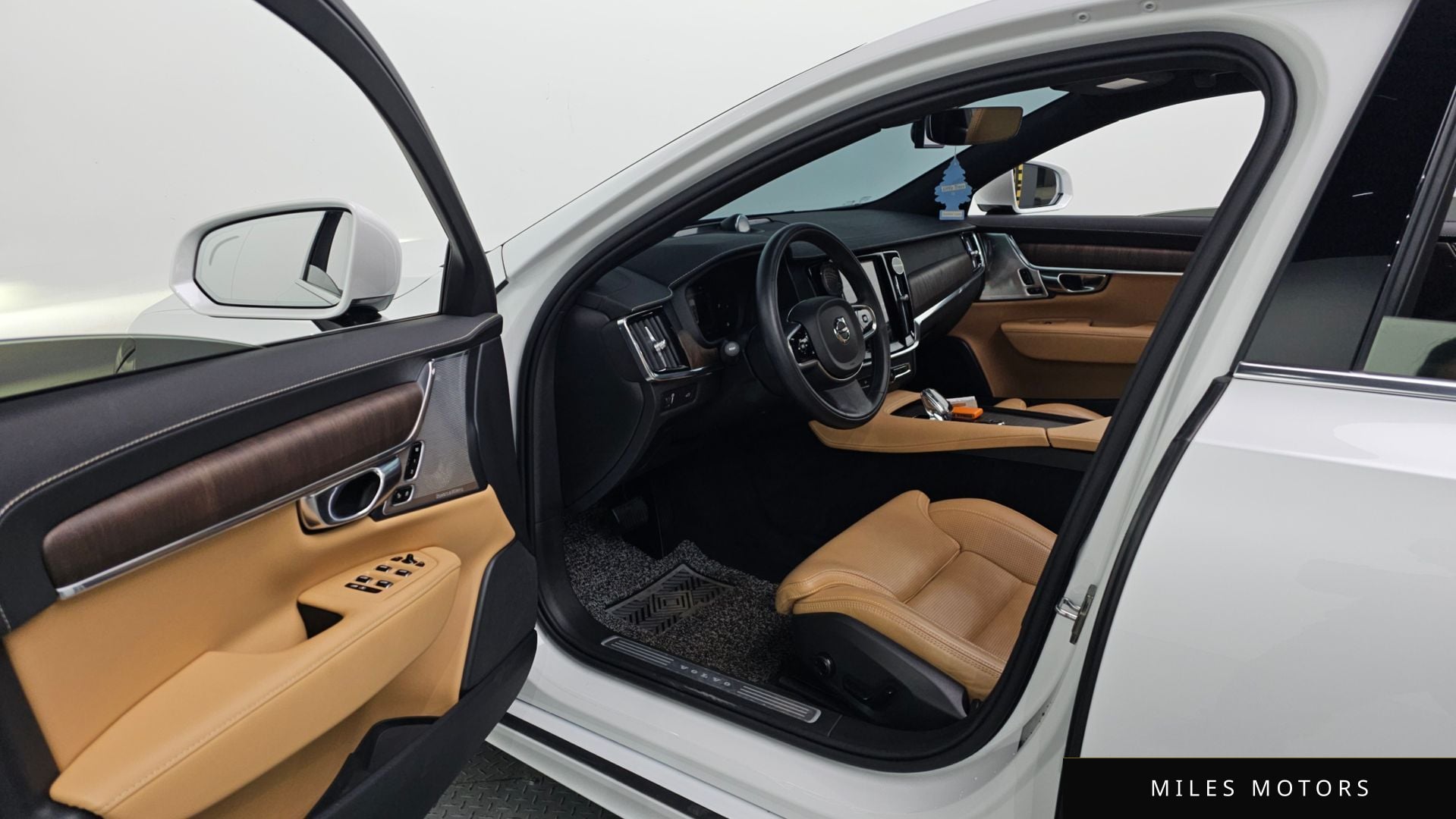 Volvo S90 2022 — миниатюра 13