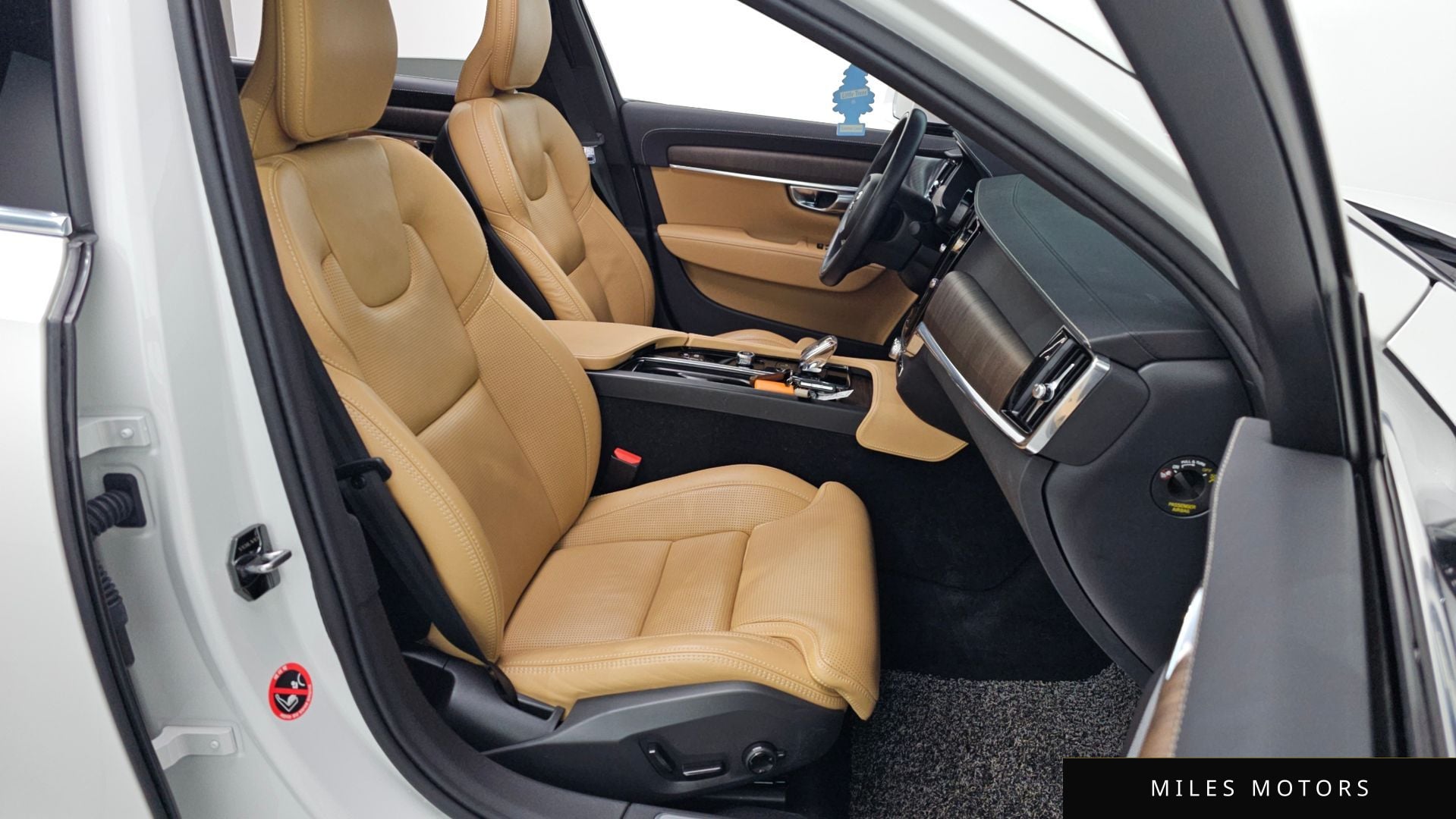 Volvo S90 2022 — миниатюра 17