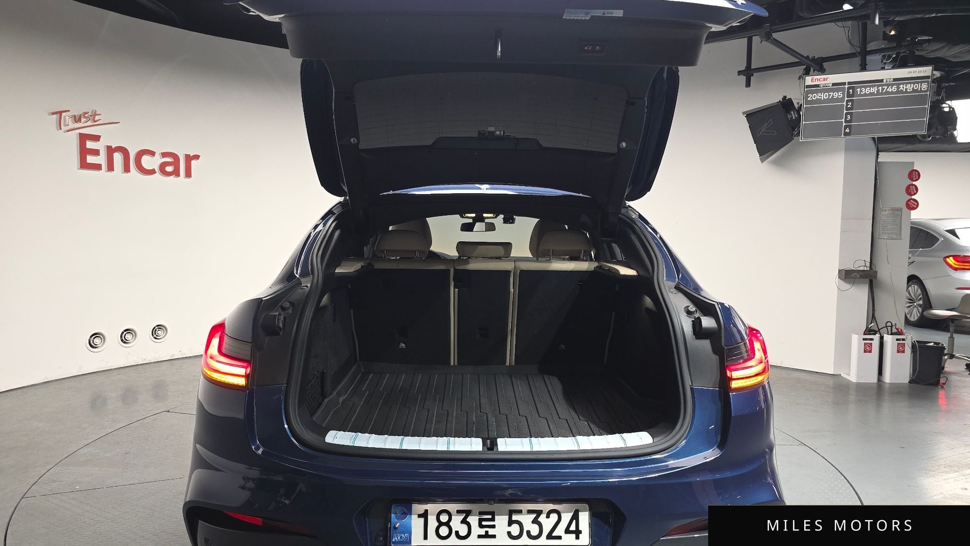 BMW X4 (G02) 2021 — миниатюра 26