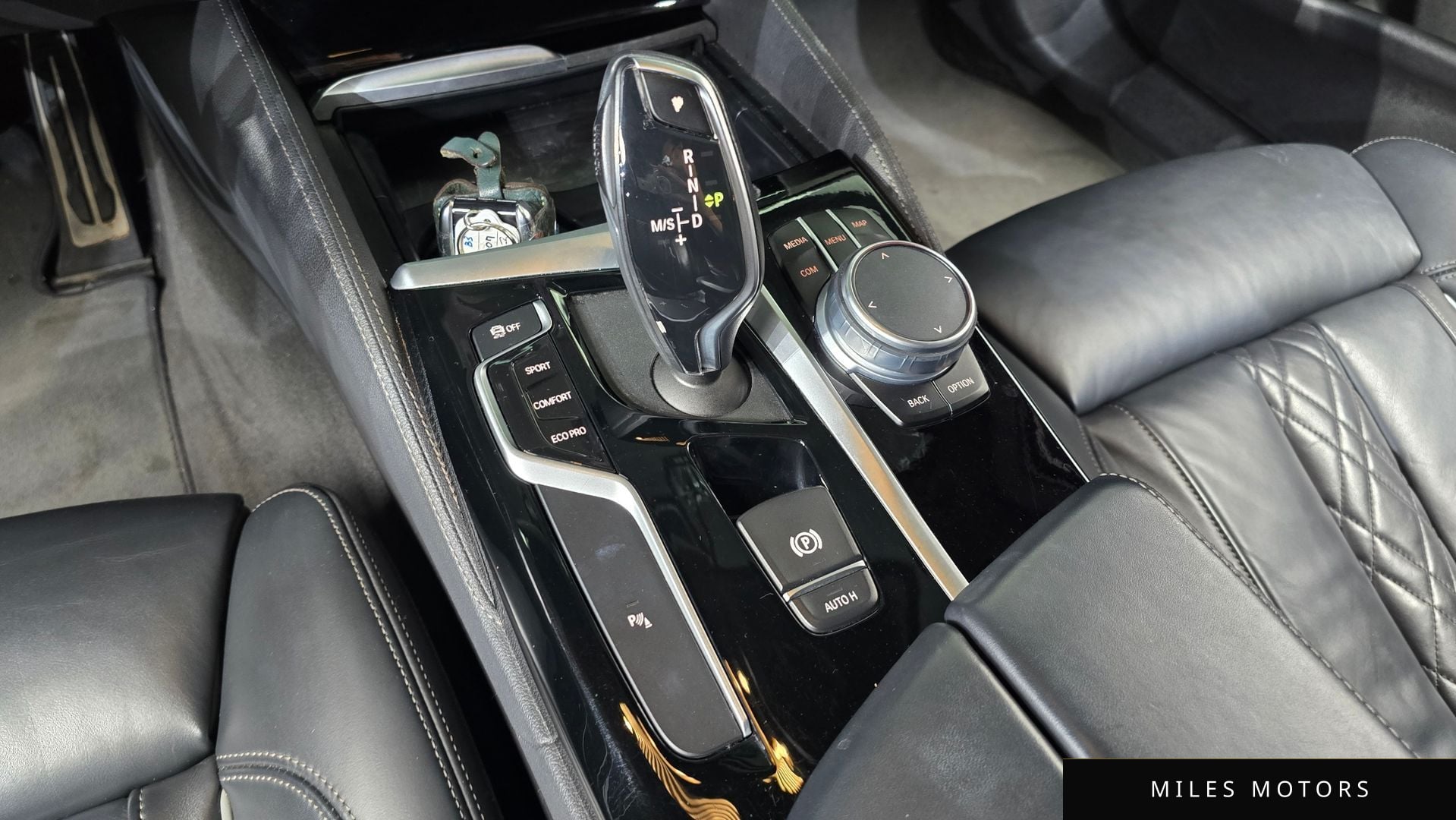 BMW 5 Series (G30) 2020 — миниатюра 9