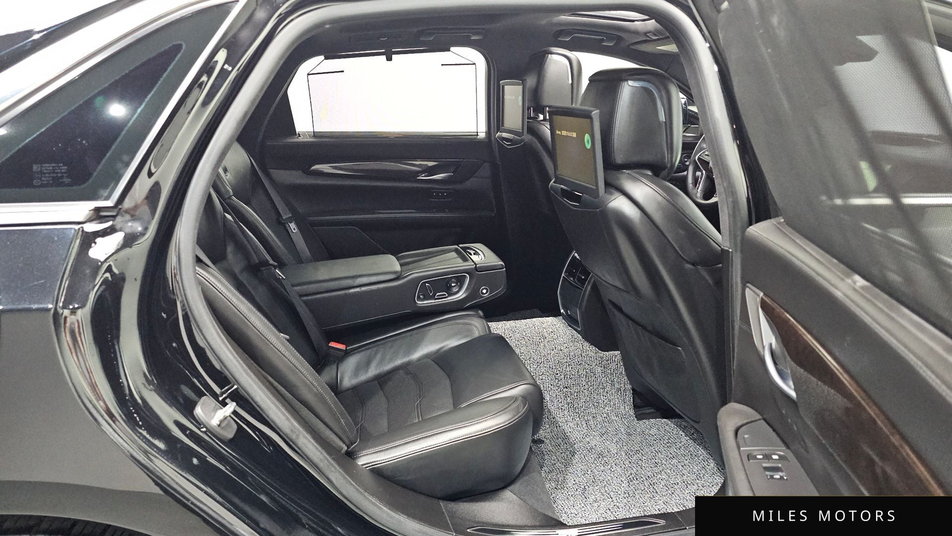 Cadillac CT6 2017 — миниатюра 17
