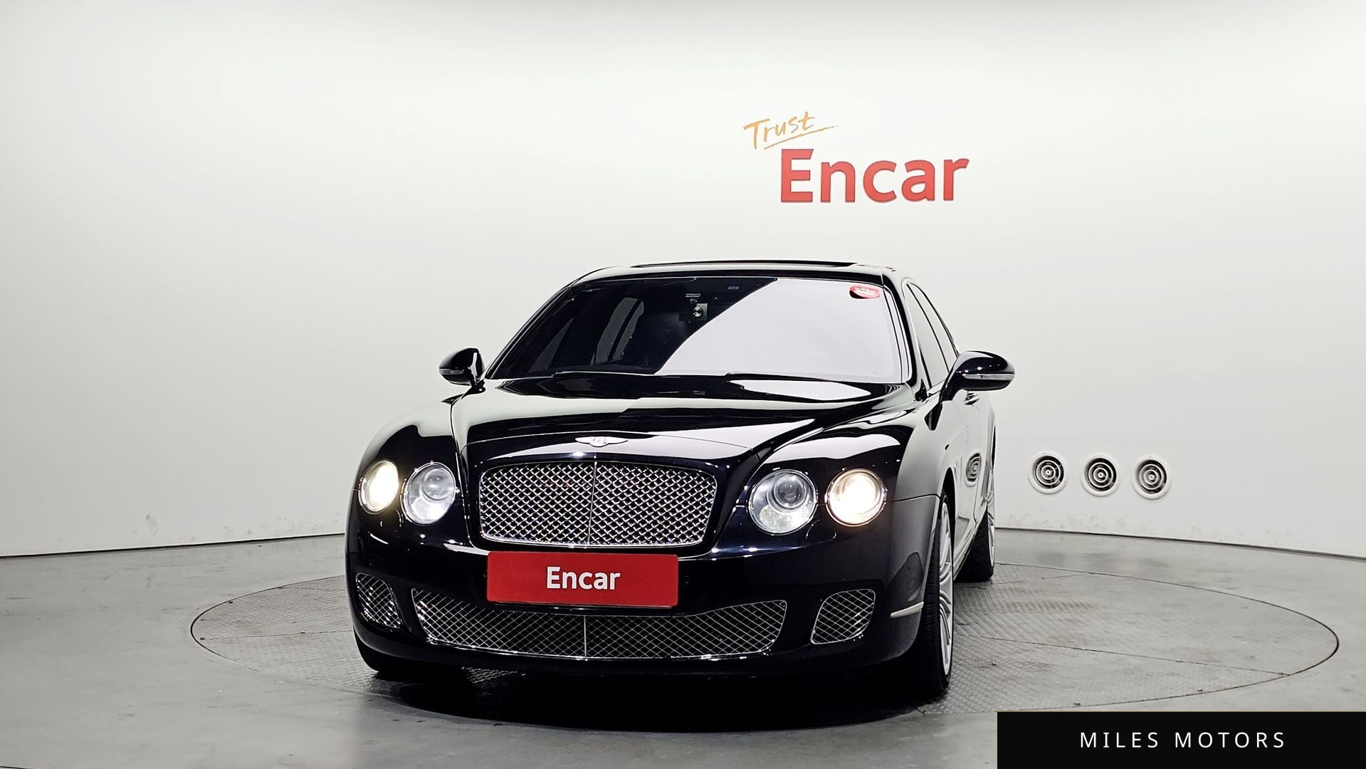 Bentley 플라잉스퍼 2013 — миниатюра 3