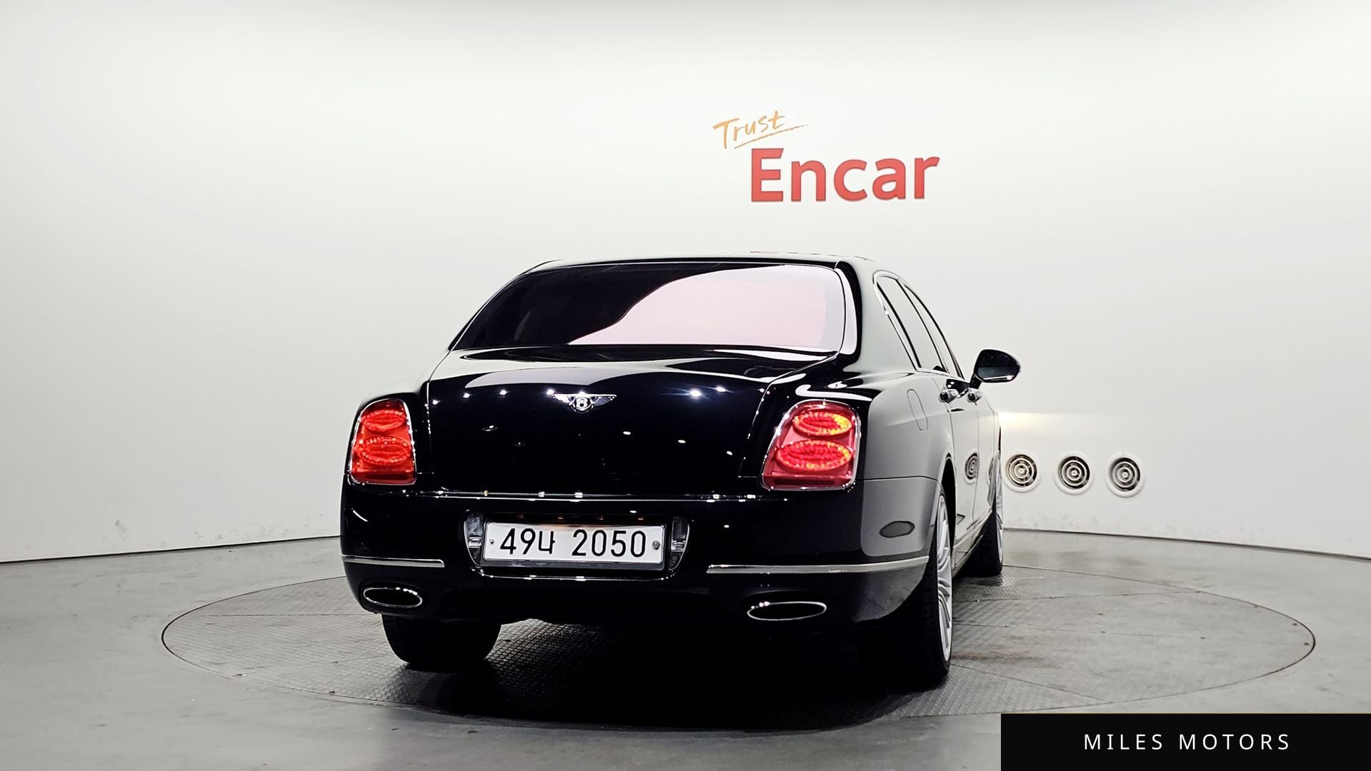 Bentley 플라잉스퍼 2013 — миниатюра 4