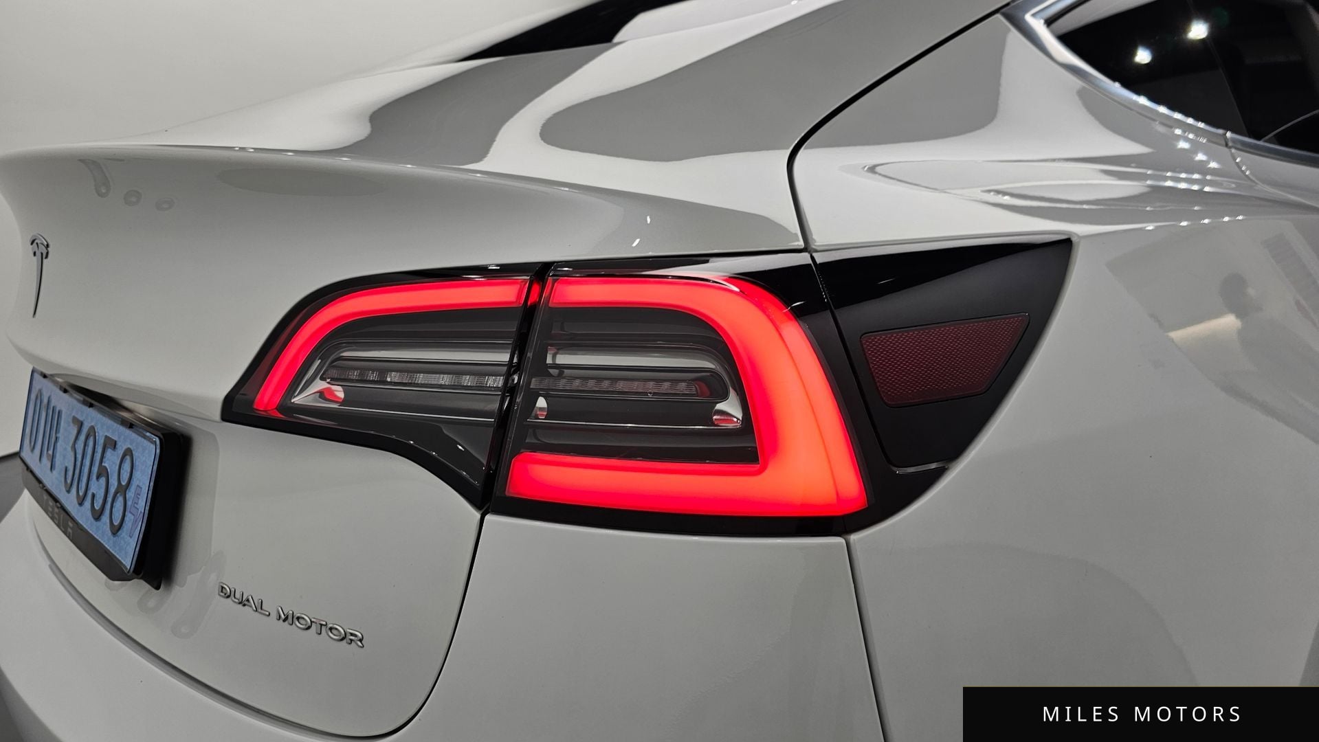 Tesla Model 3 2020 — миниатюра 9