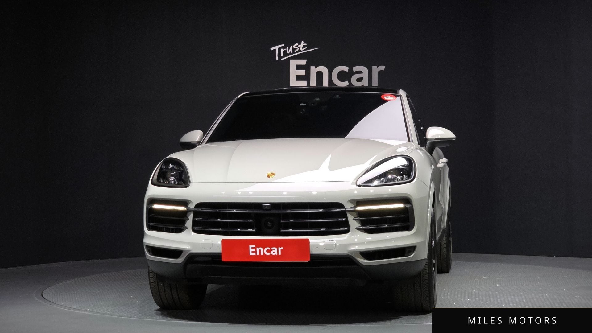 Porsche Cayenne 2021 — миниатюра 3