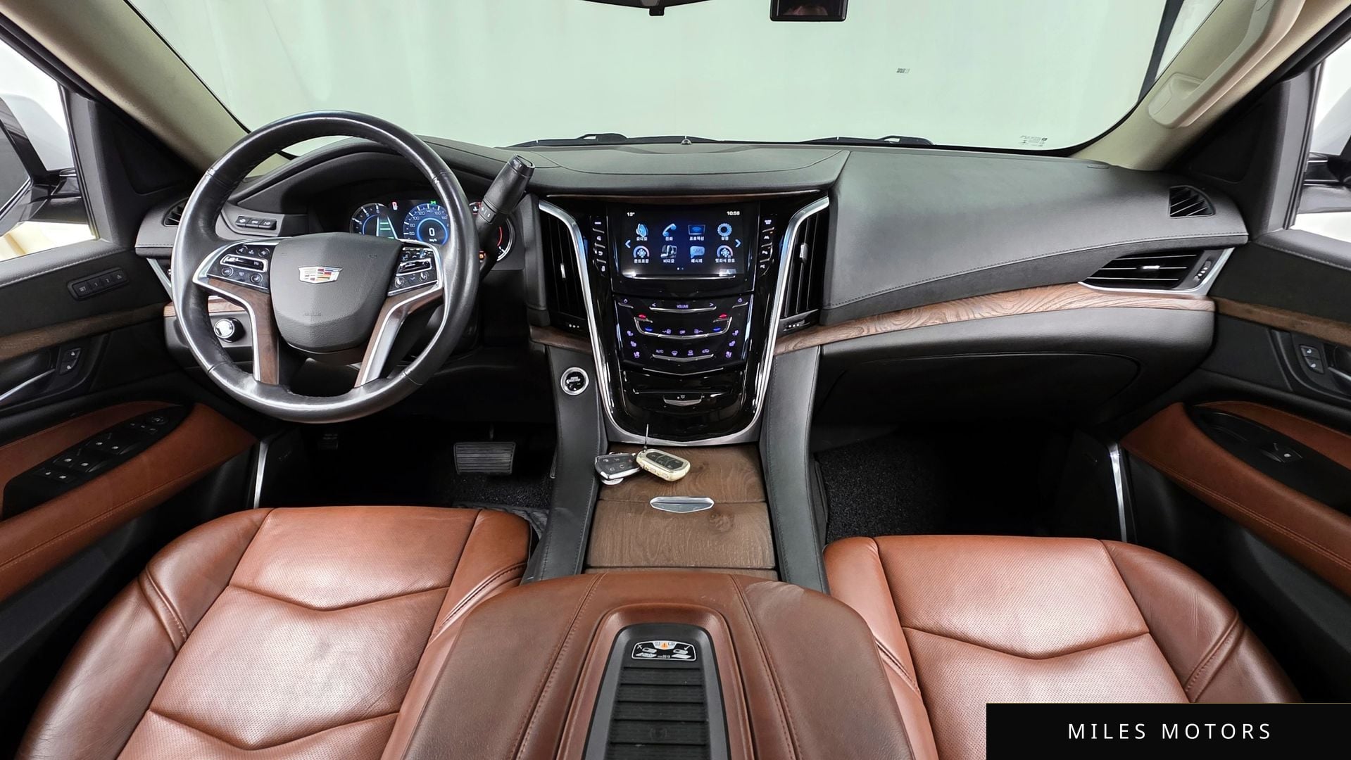 Cadillac Escalade 2018 — миниатюра 10