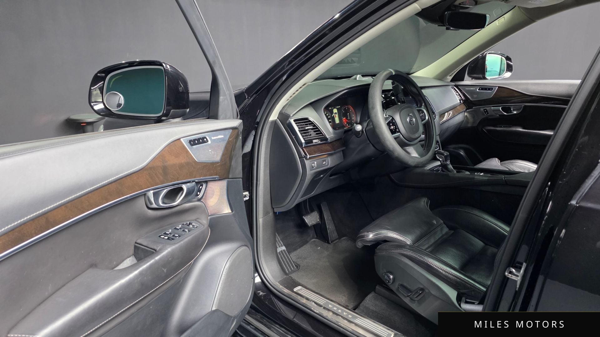 Volvo XC90 2017 — миниатюра 12