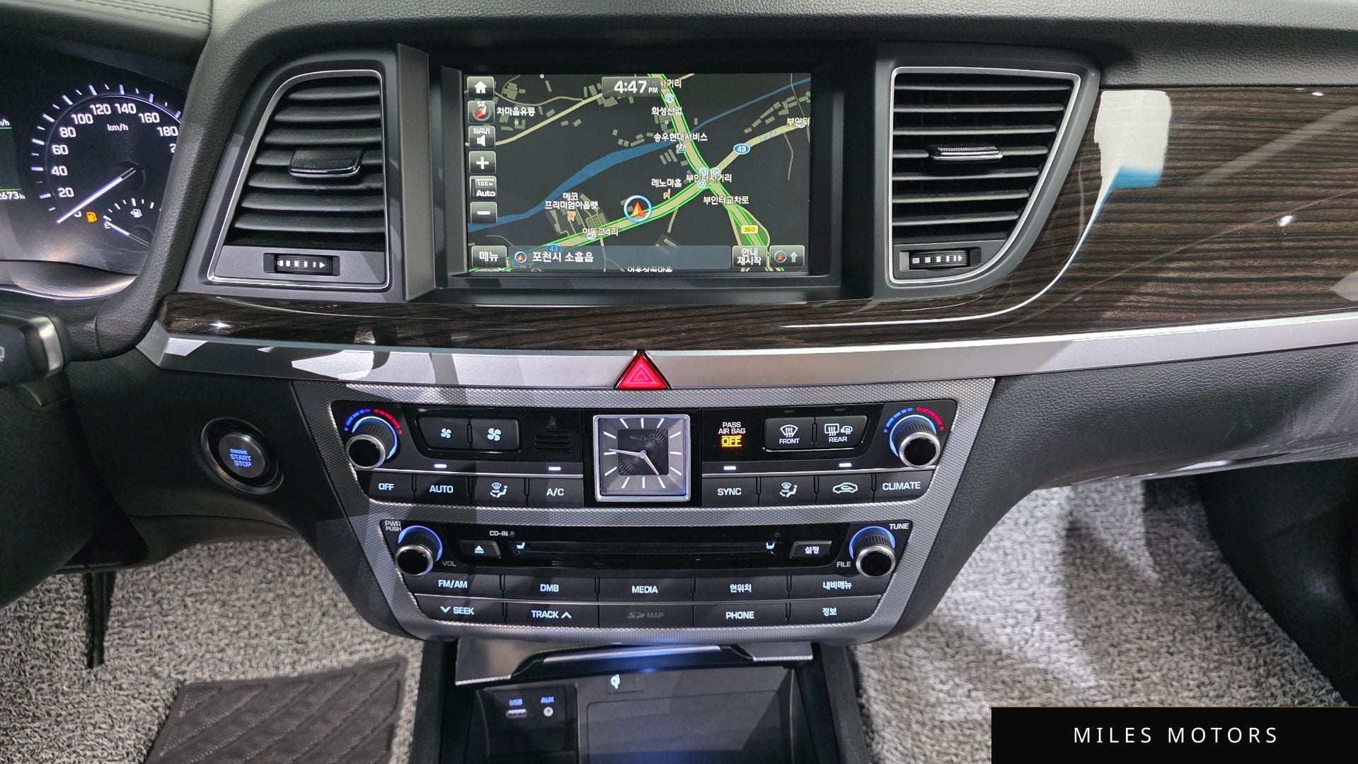 Genesis G80 2017 — миниатюра 19
