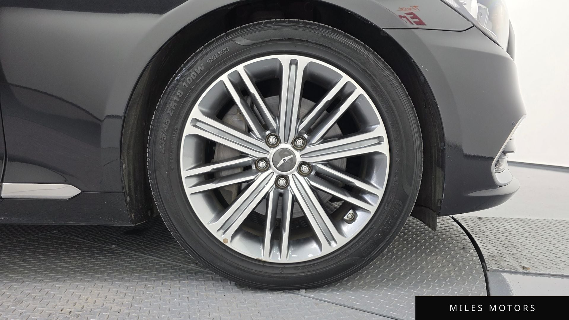 Genesis G80 2017 — миниатюра 6