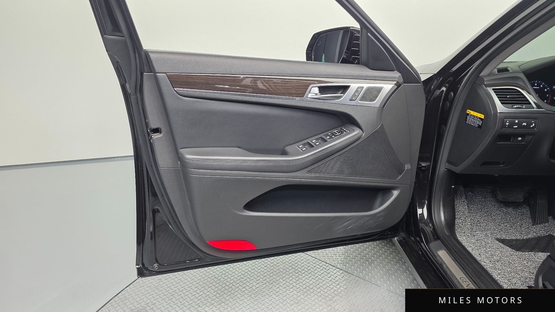Genesis G80 2017 — миниатюра 13