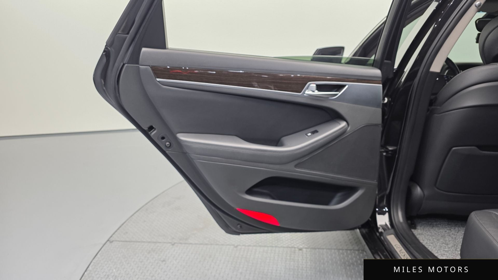 Genesis G80 2017 — миниатюра 14