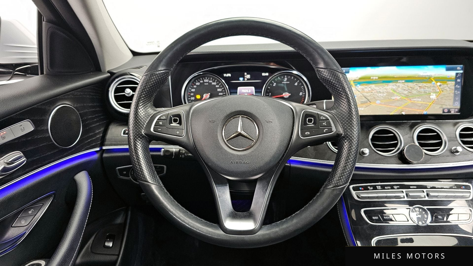 Mercedes-Benz E-Class W213 2018 — миниатюра 13