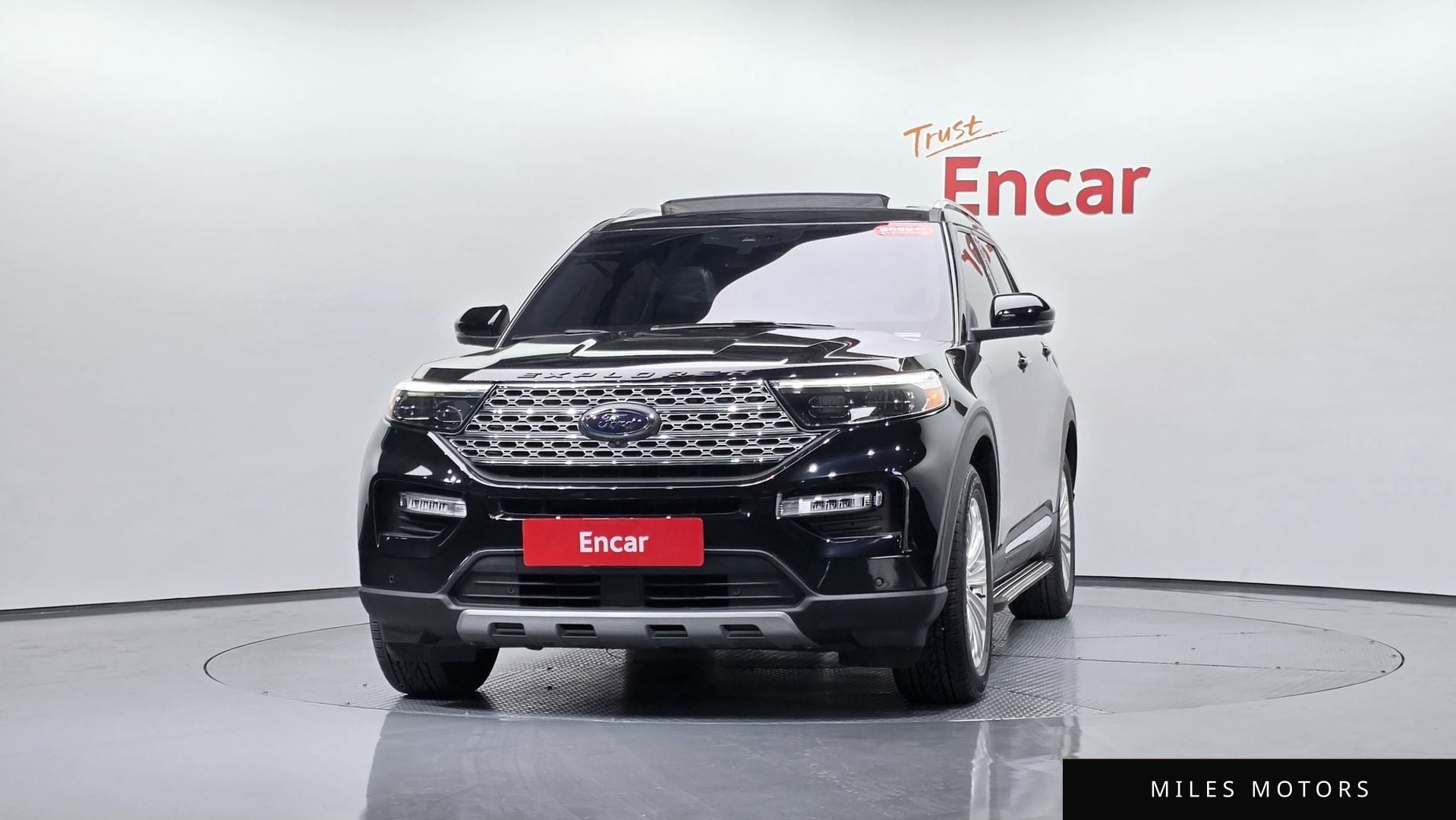Ford Explorer 2020 — миниатюра 2