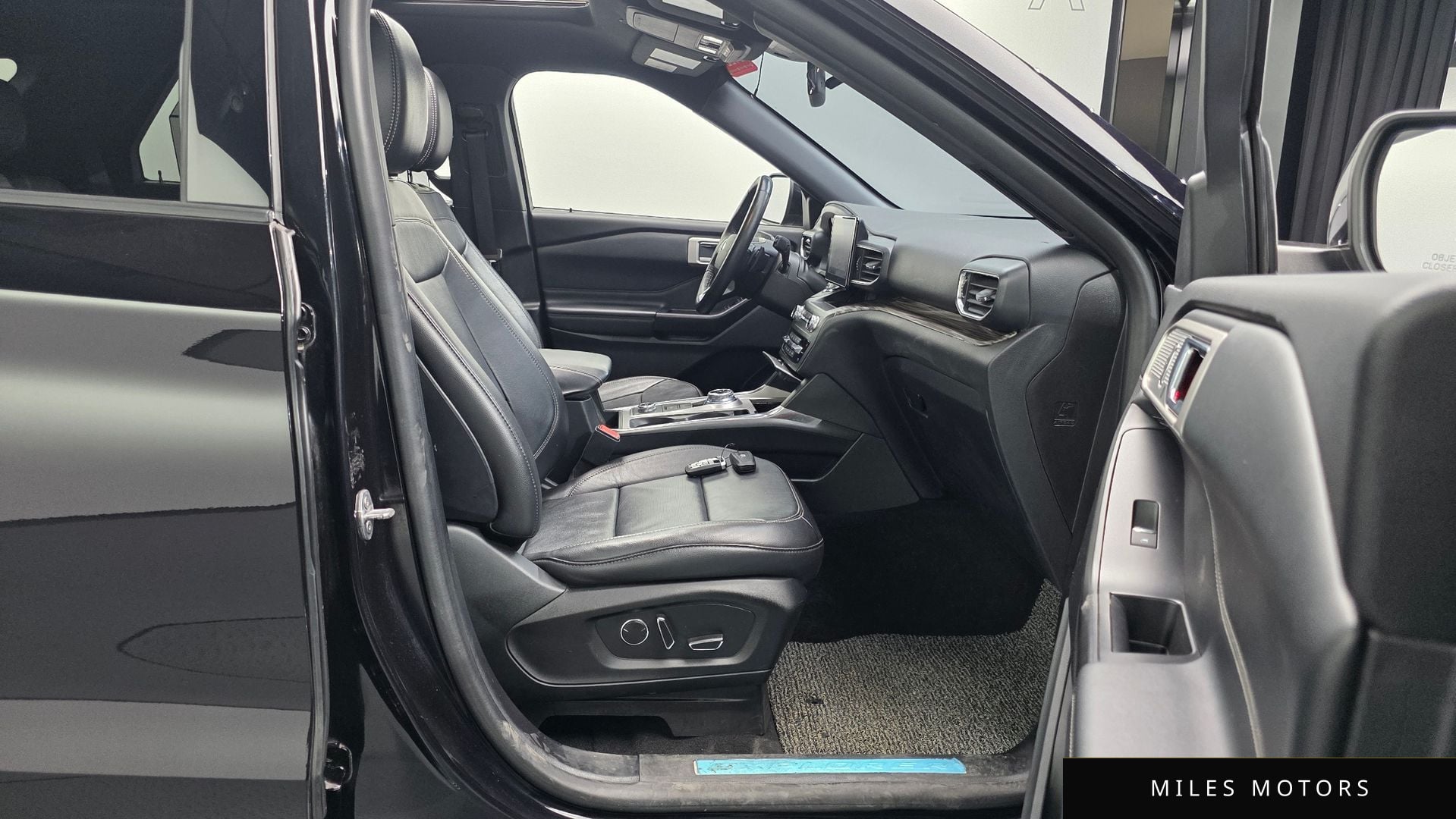 Ford Explorer 2020 — миниатюра 18