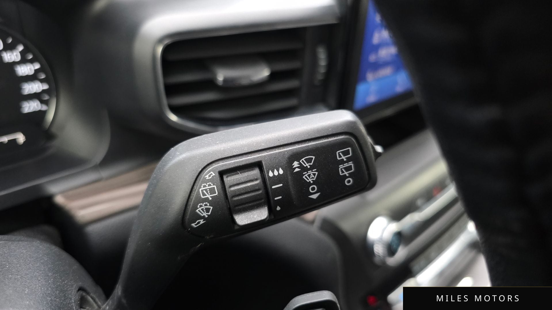 Ford Explorer 2020 — миниатюра 22