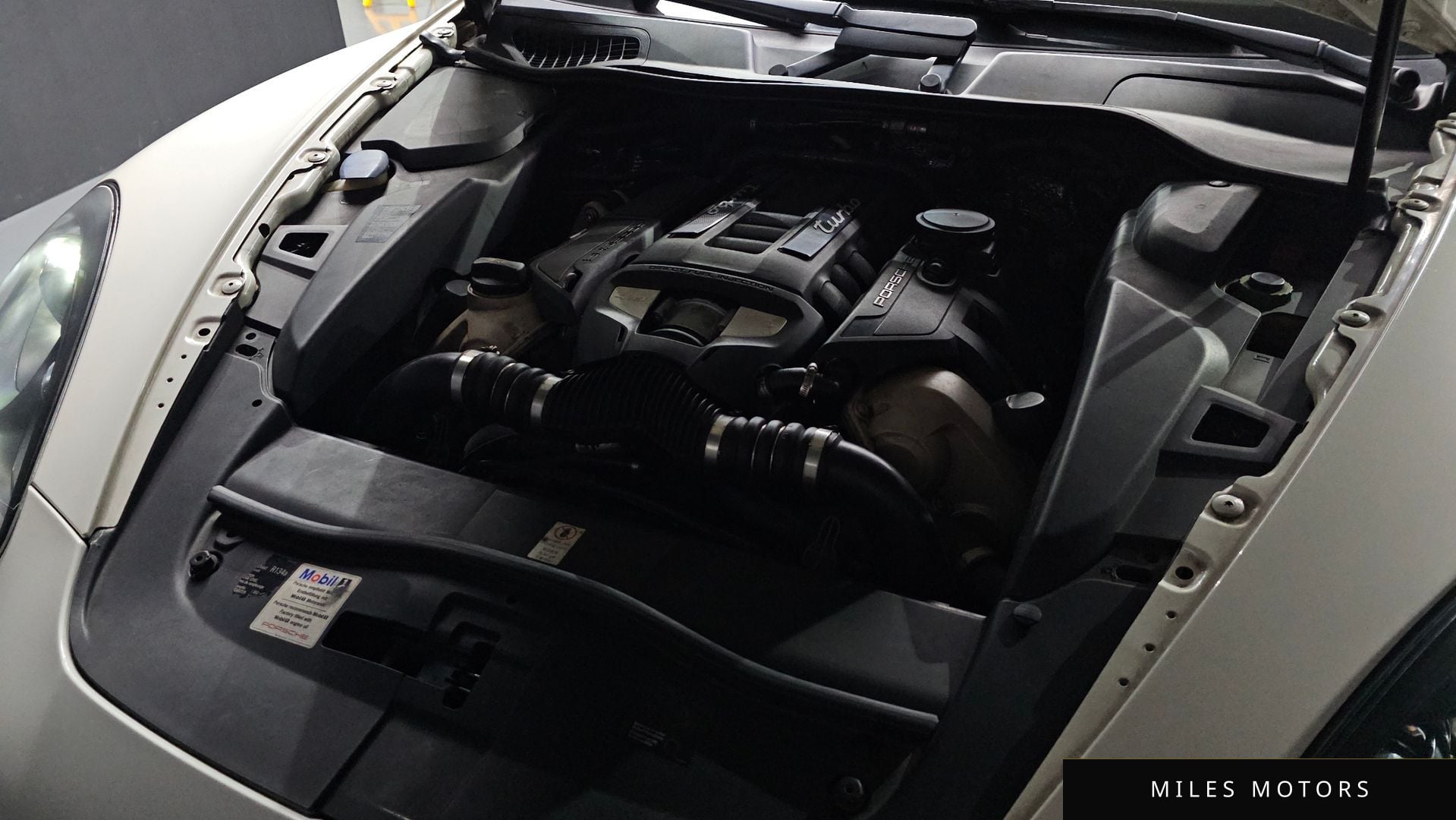 Porsche Cayenne 2011 — миниатюра 6