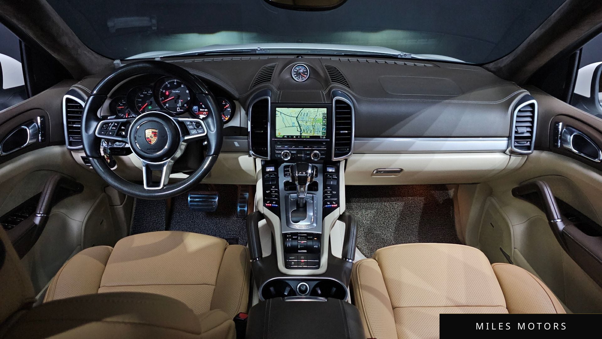Porsche Cayenne 2011 — миниатюра 7