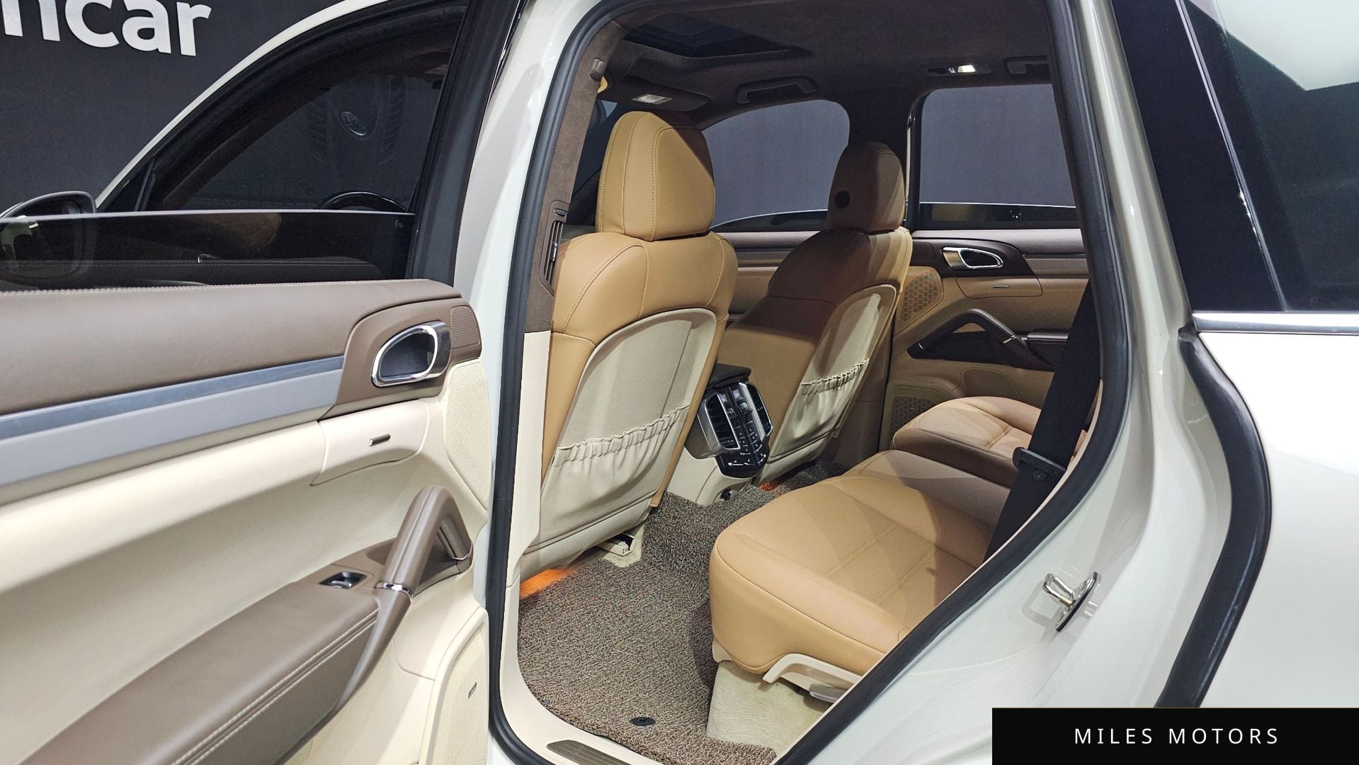 Porsche Cayenne 2011 — миниатюра 11