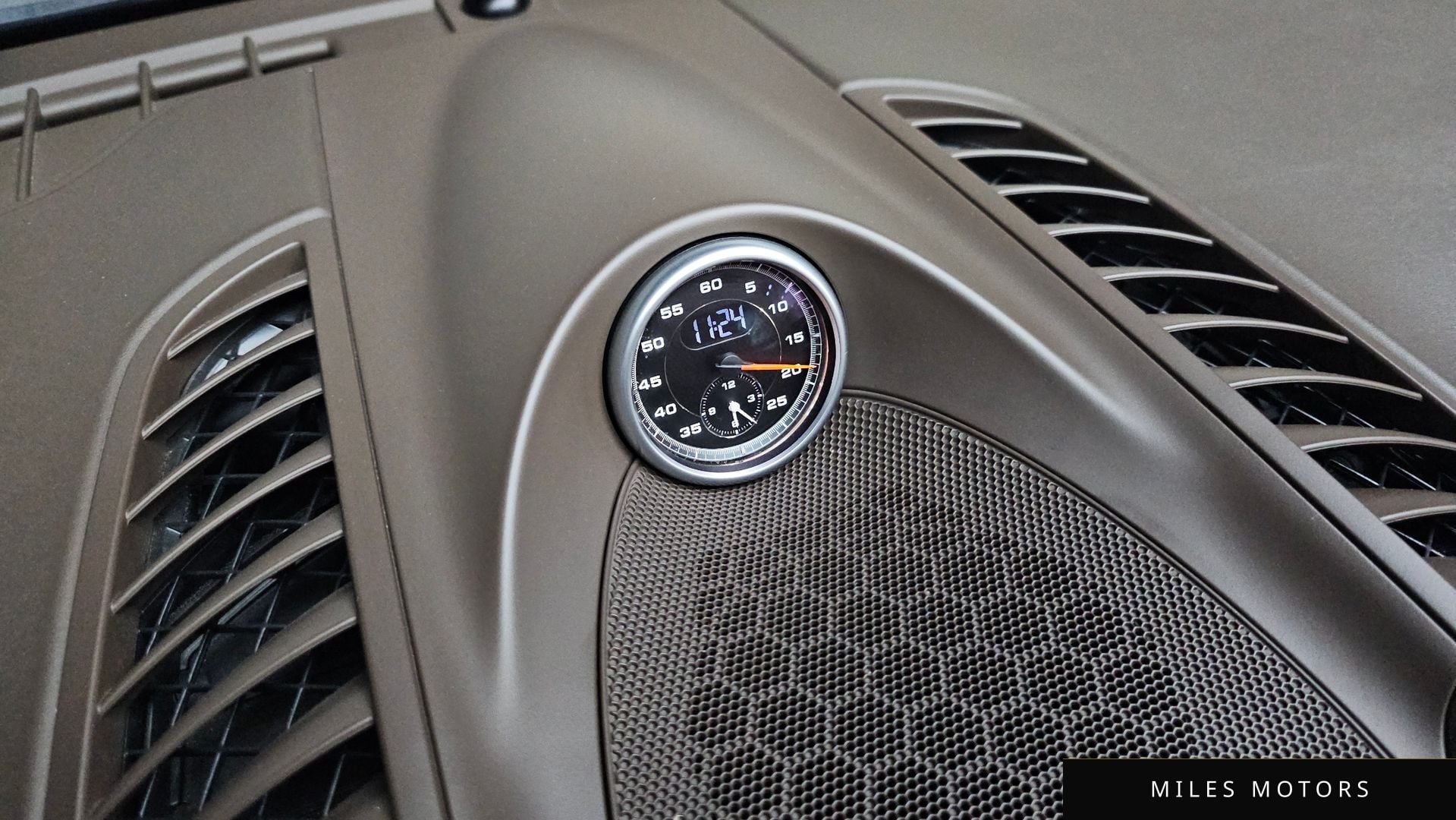 Porsche Cayenne 2011 — миниатюра 19