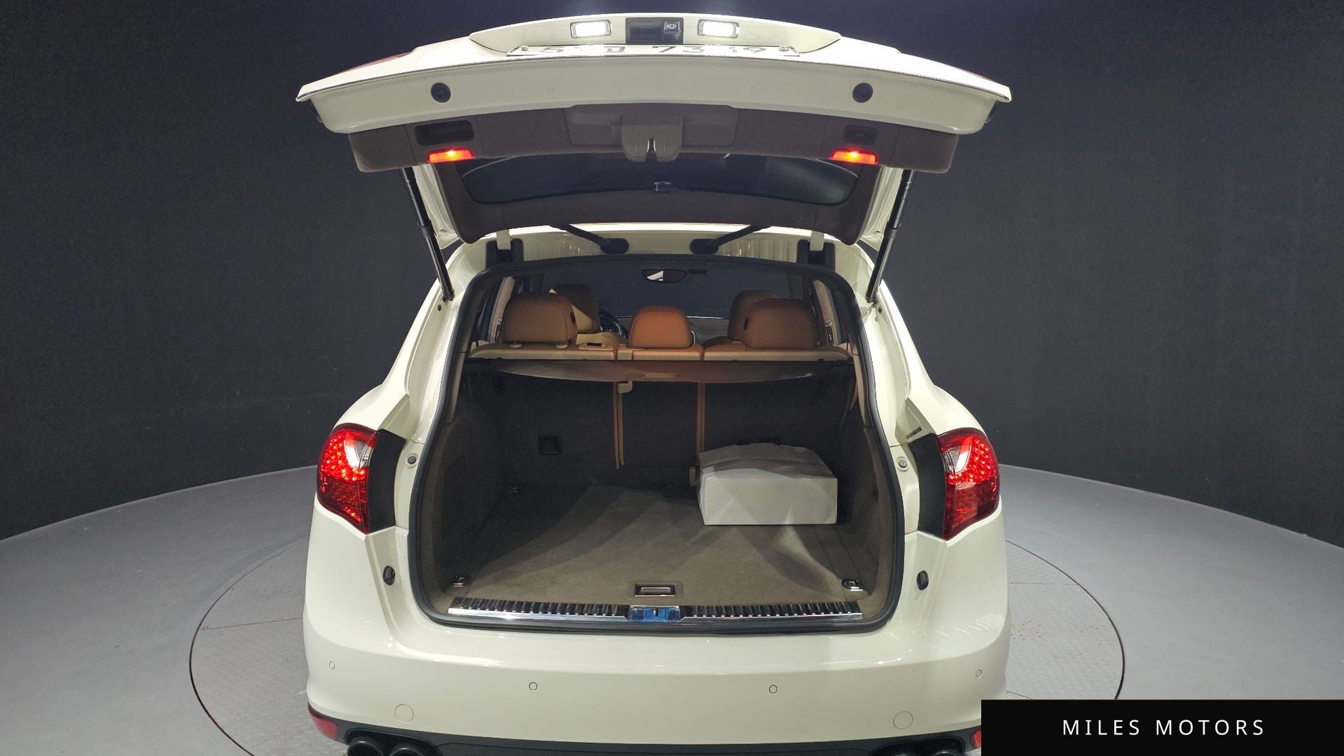 Porsche Cayenne 2011 — миниатюра 20