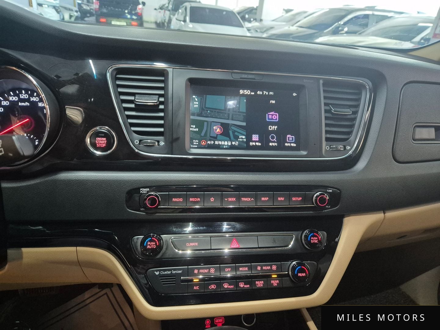 Kia Canival 2019 — миниатюра 7
