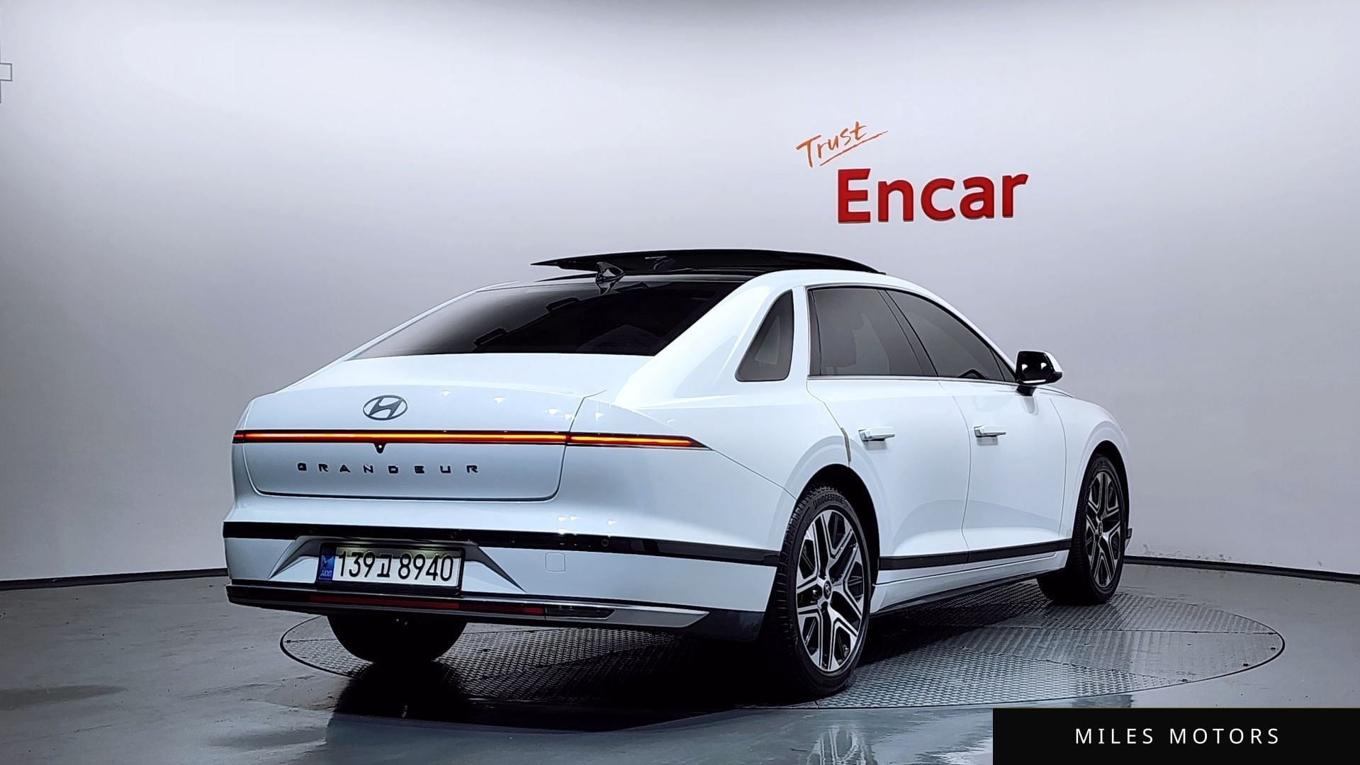 Hyundai Grandeur 2023 — миниатюра 2