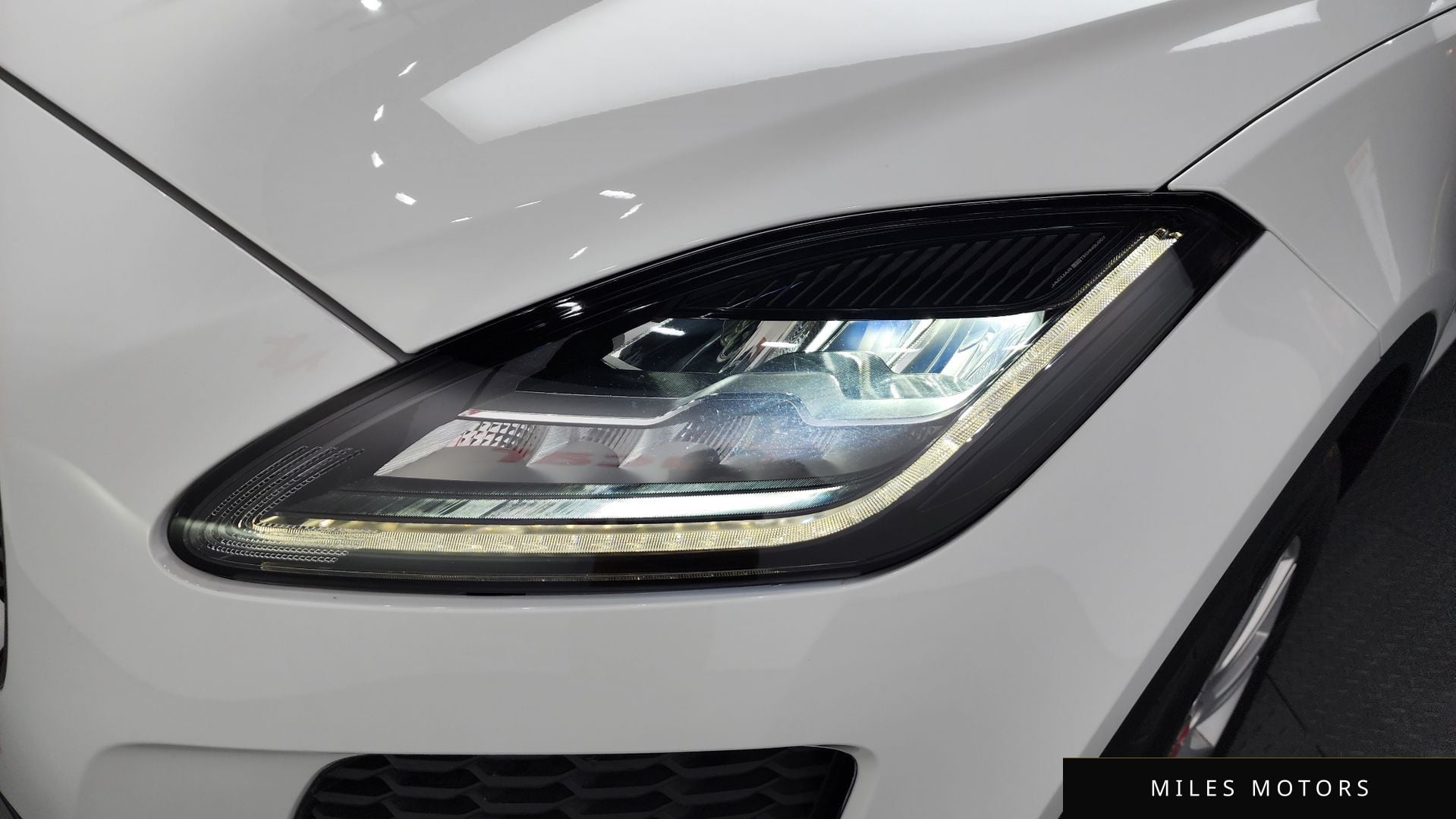Jaguar E-PACE 2018 — миниатюра 8