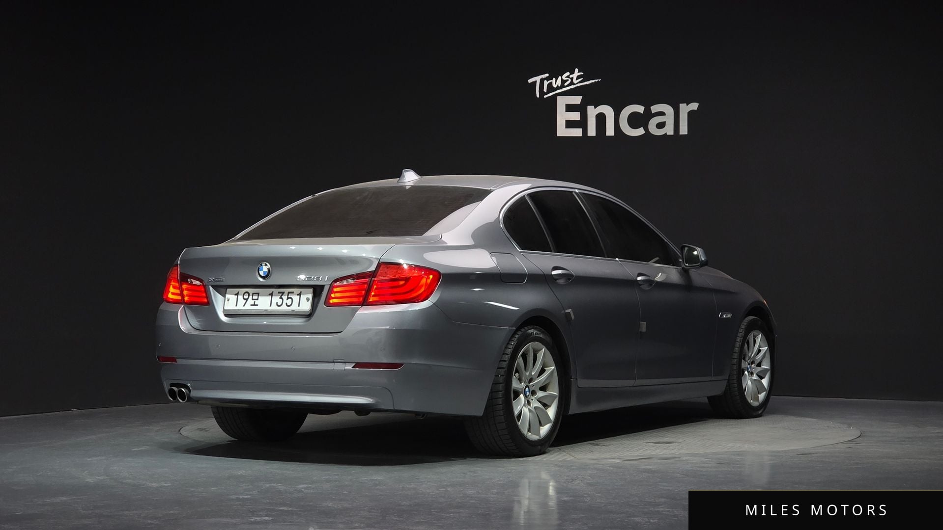 BMW 5 Series (F10) 2013 — миниатюра 2