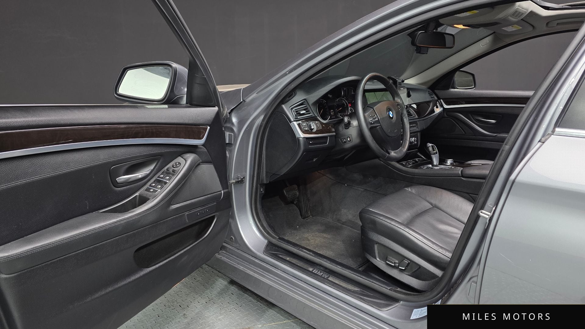 BMW 5 Series (F10) 2013 — миниатюра 10