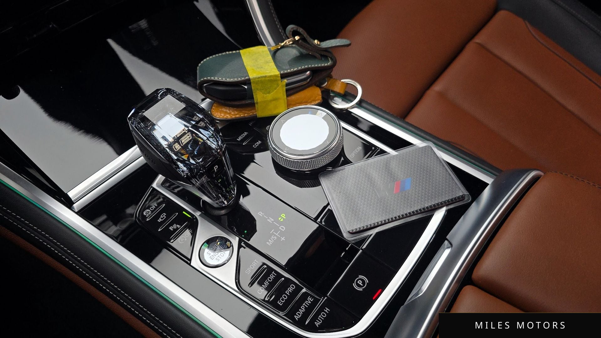 BMW 8시리즈 (G15) 2023 — миниатюра 12