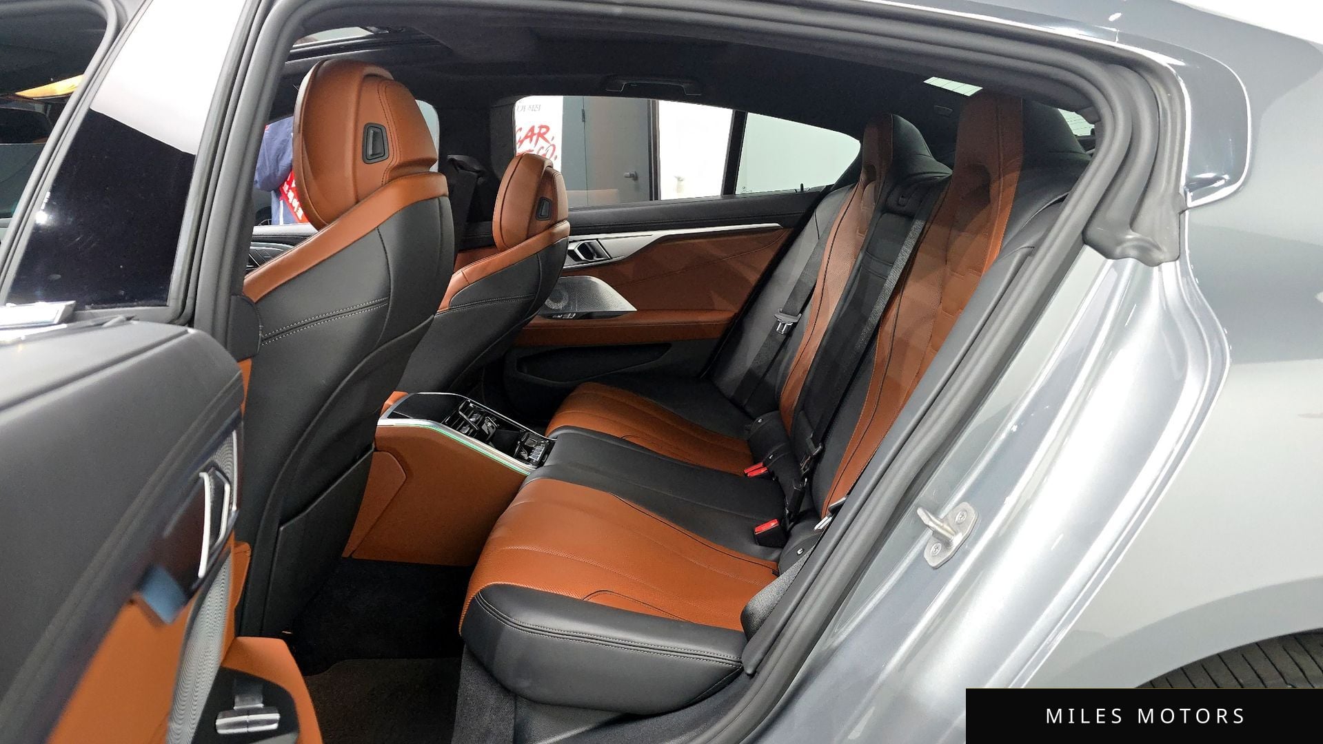 BMW 8시리즈 (G15) 2023 — миниатюра 18