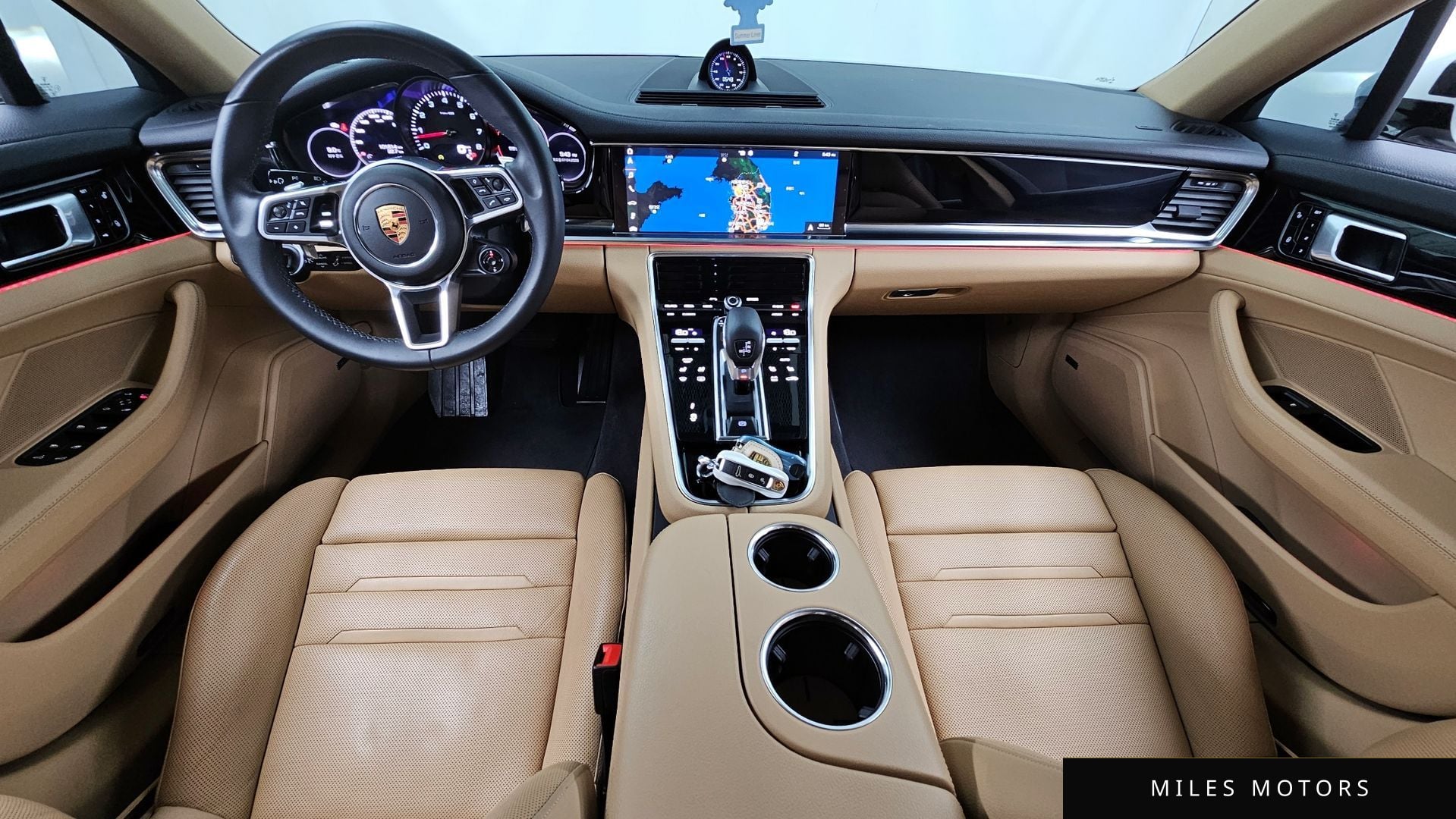 Porsche 파나메라 (971) 2018 — миниатюра 10