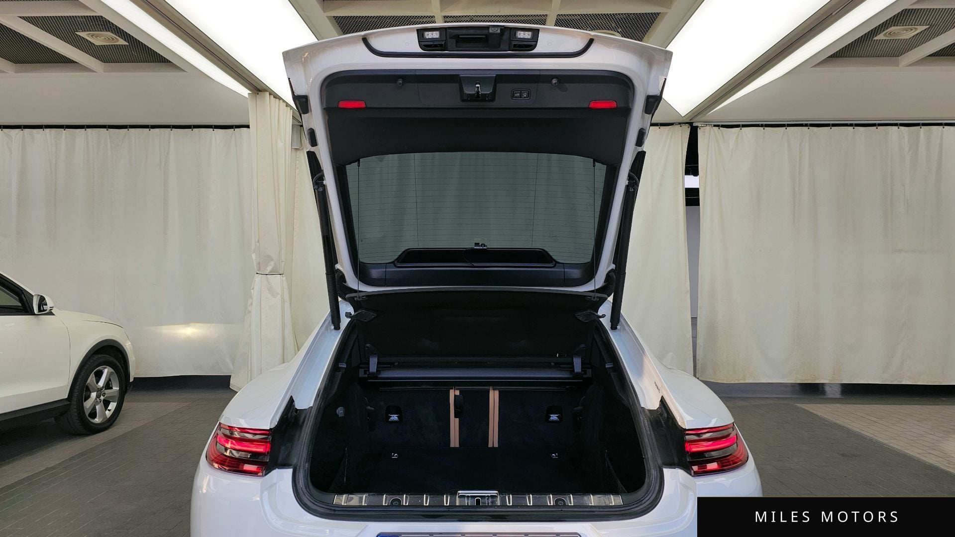 Porsche 파나메라 (971) 2018 — миниатюра 26