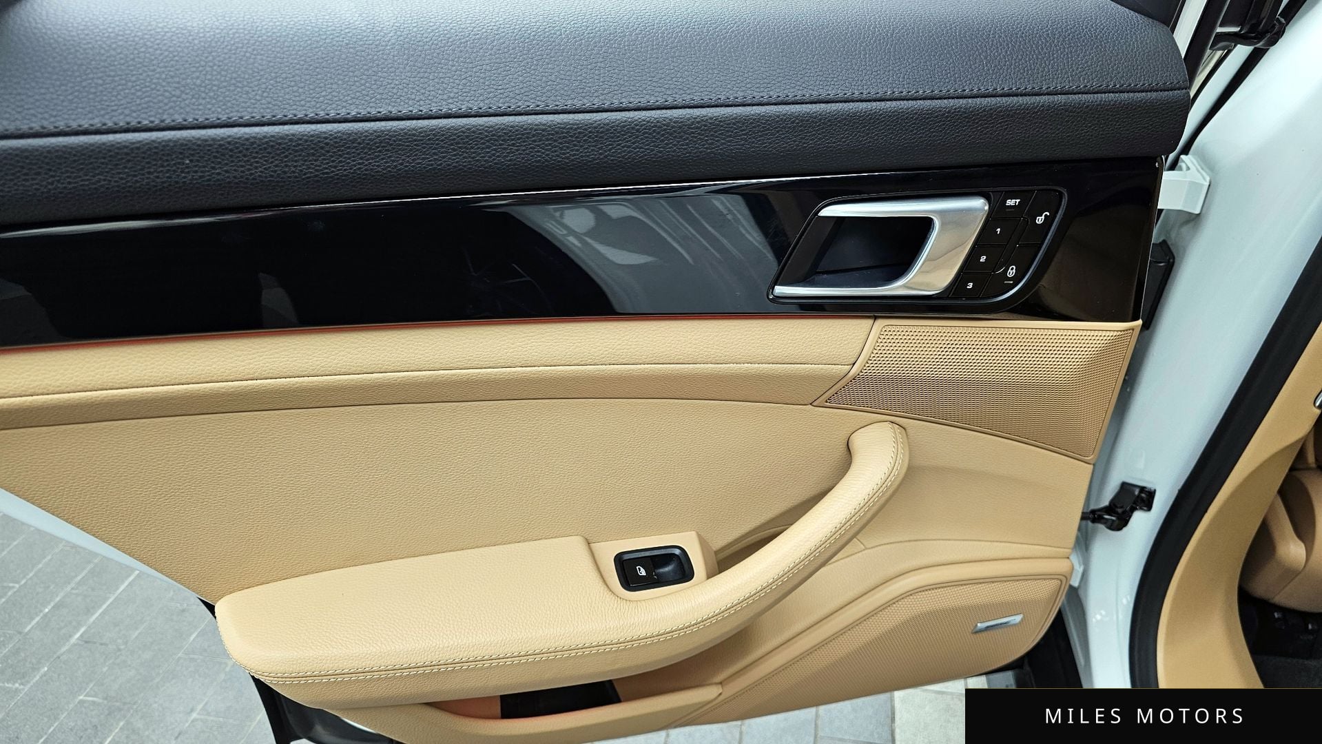 Porsche 파나메라 (971) 2018 — миниатюра 15