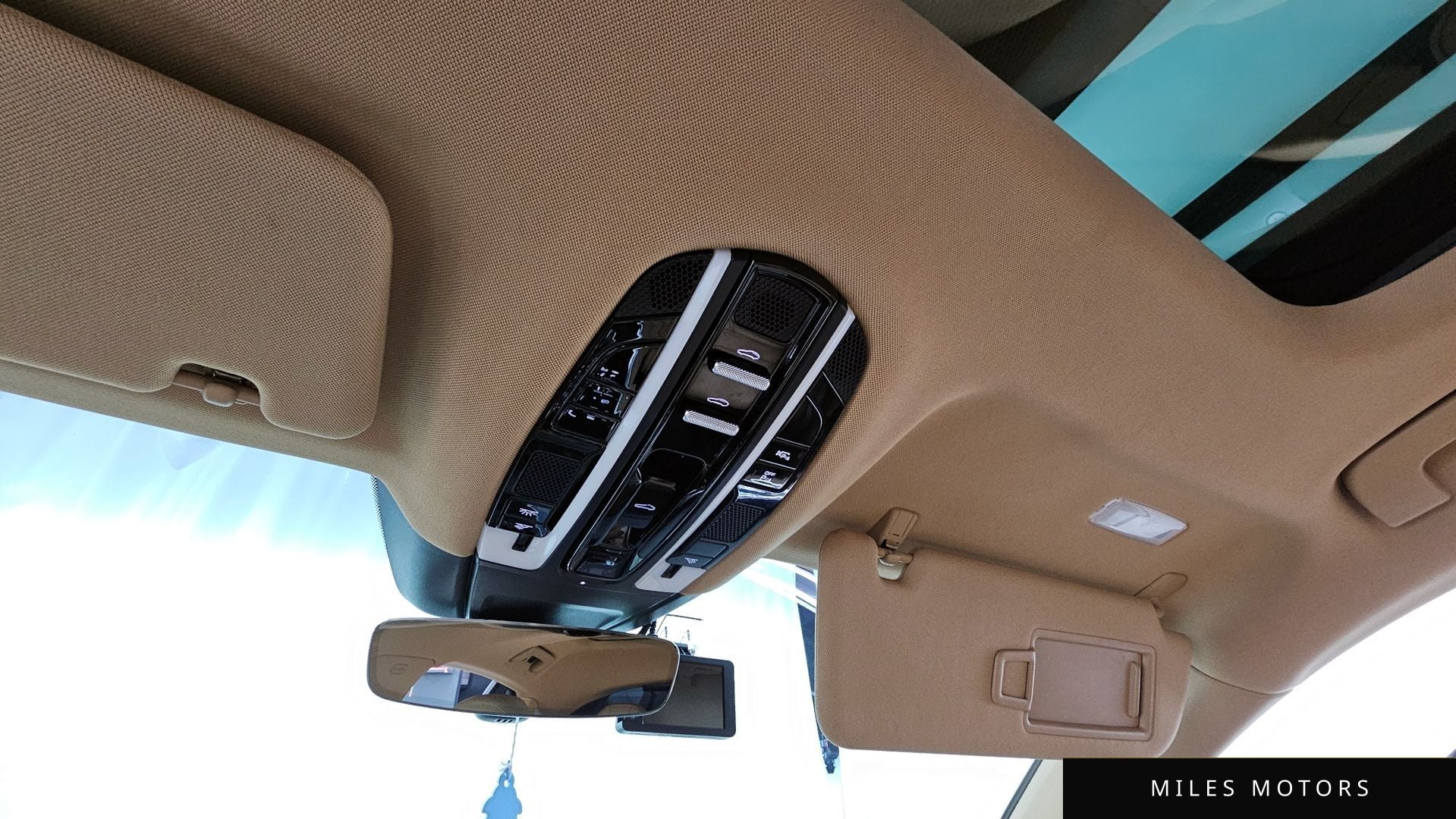 Porsche 파나메라 (971) 2018 — миниатюра 16
