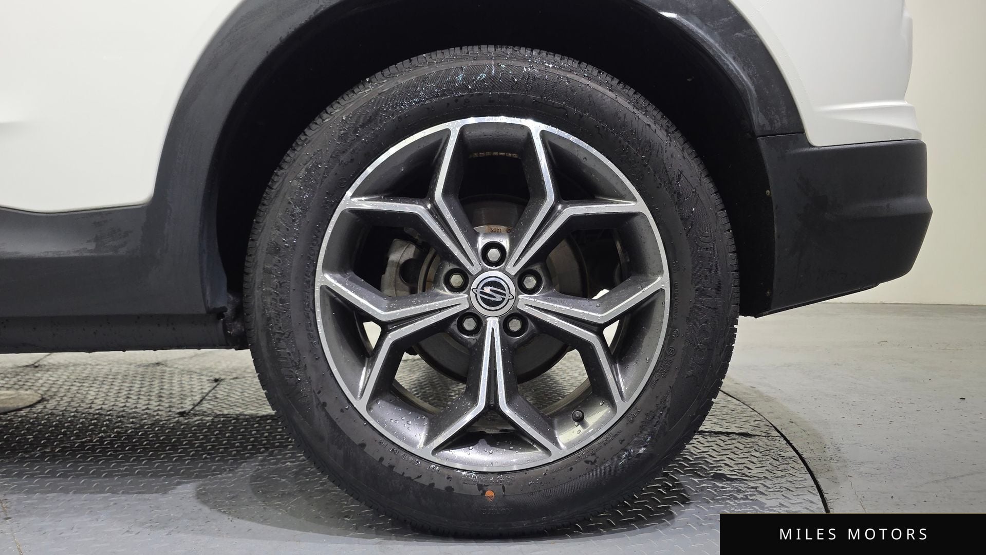 KG Mobility Beautiful Korando 2021 — миниатюра 7