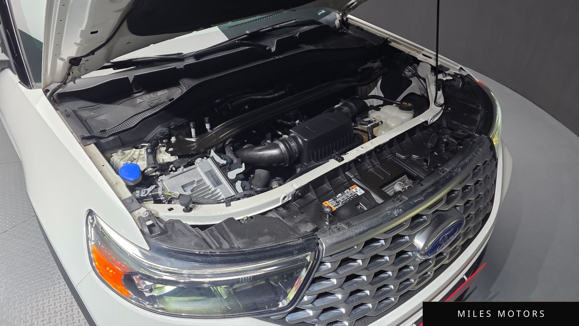Ford Explorer 2022 — миниатюра 6