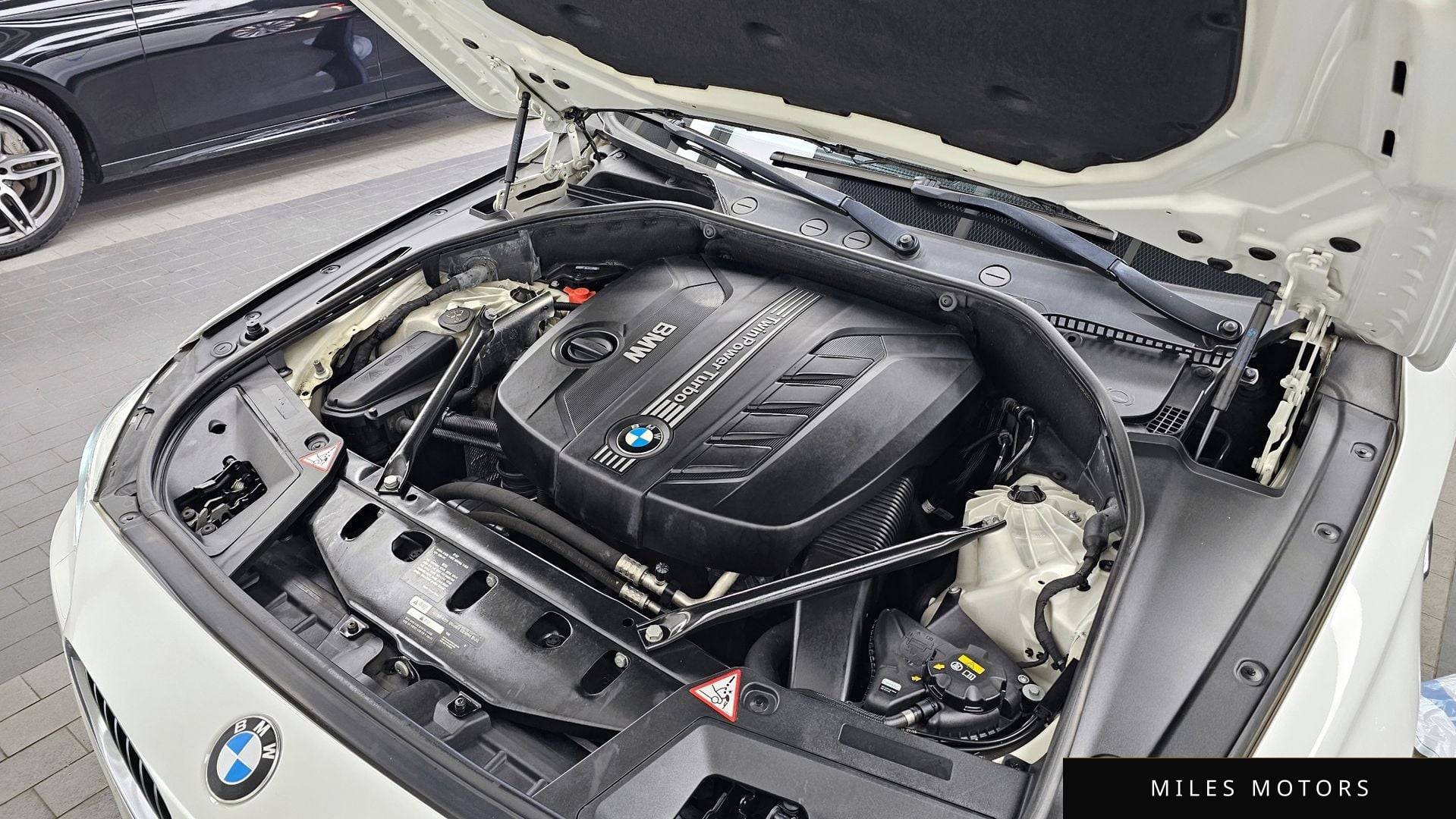 BMW 5시리즈 GT (F07) 2016 — миниатюра 6