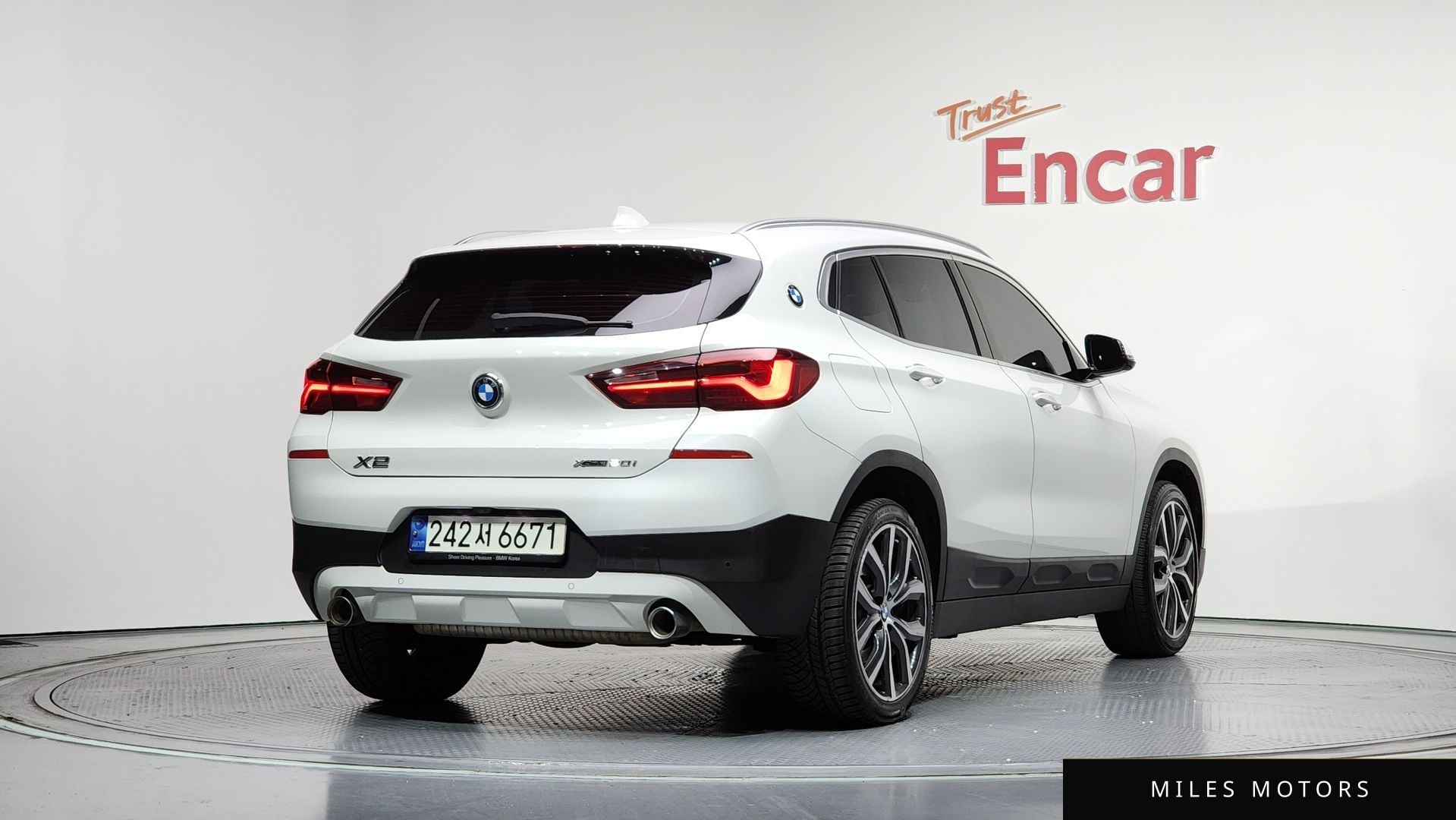 BMW X2 (F39) 2021 — миниатюра 2