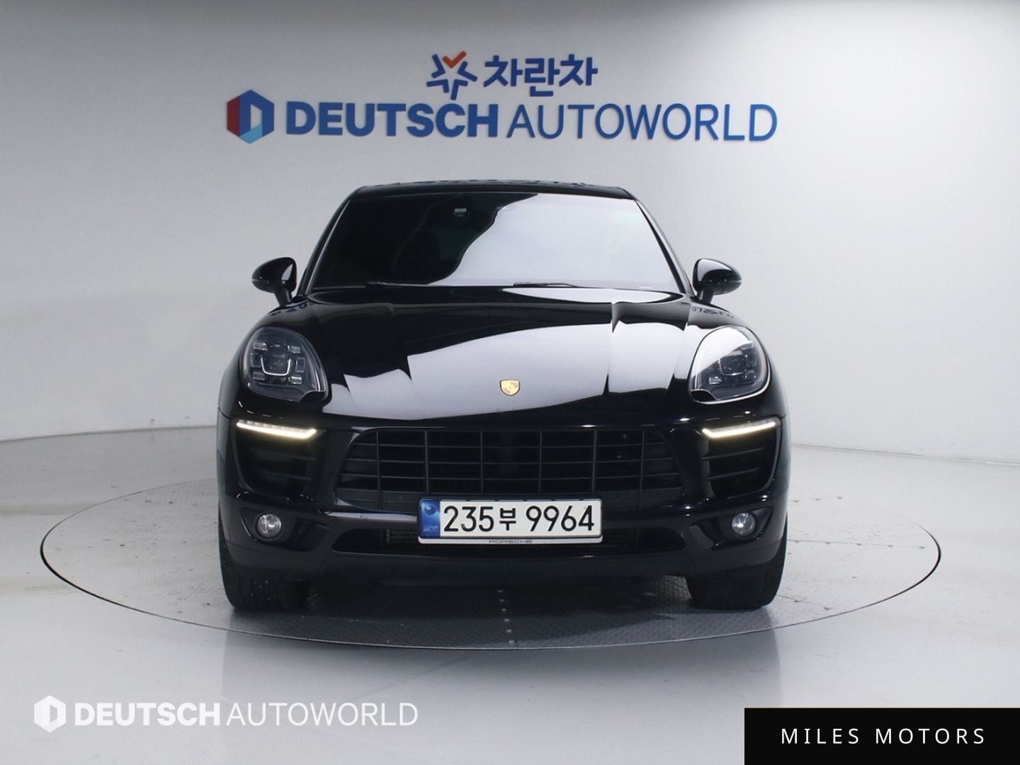 Porsche Macan 2017 — миниатюра 3