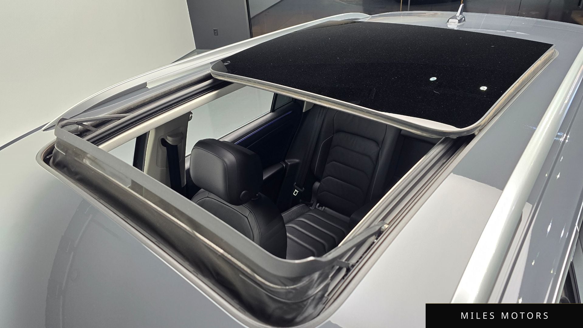 Volkswagen 티구안 2022 — миниатюра 23