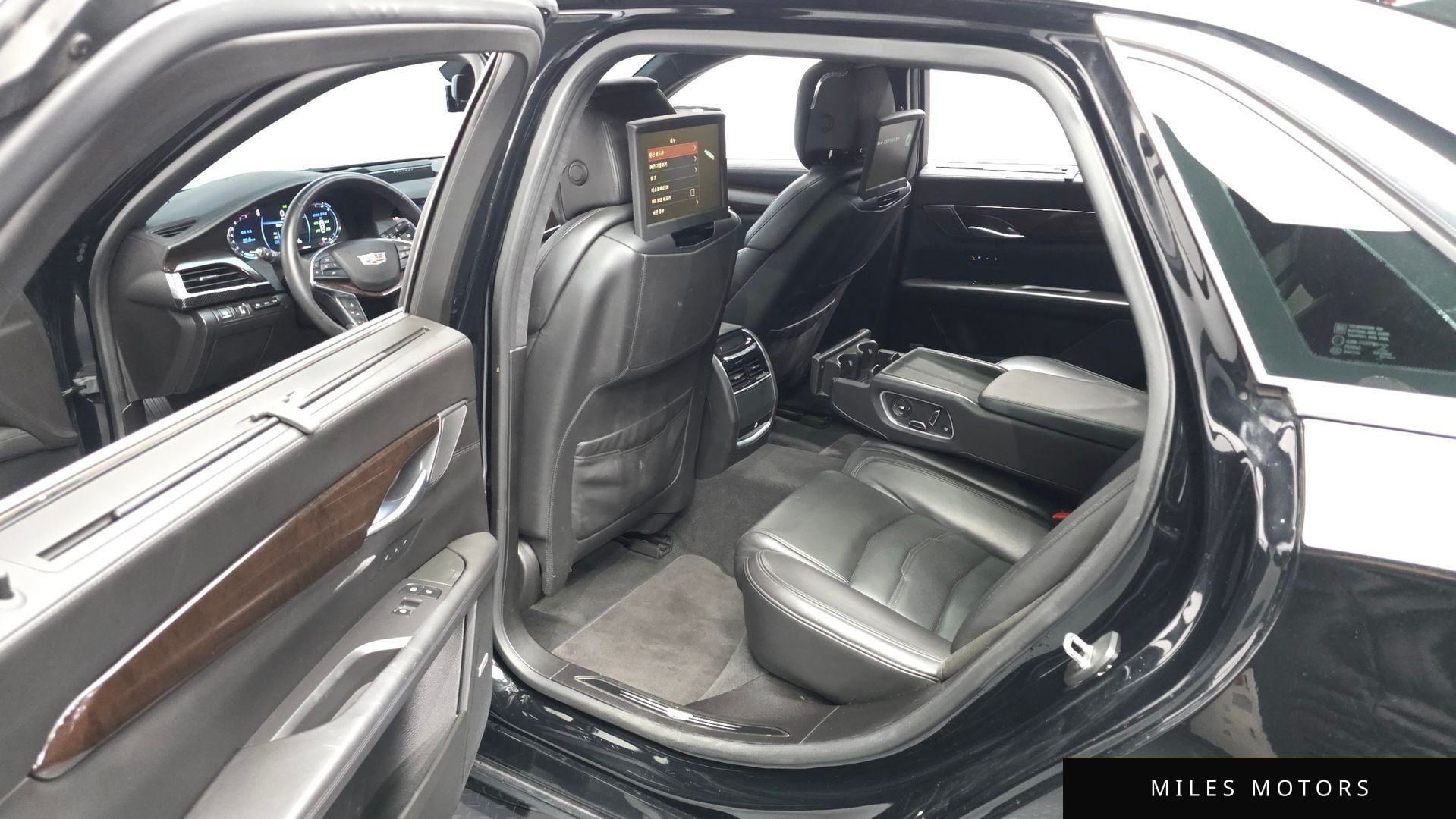 Cadillac CT6 2017 — миниатюра 16