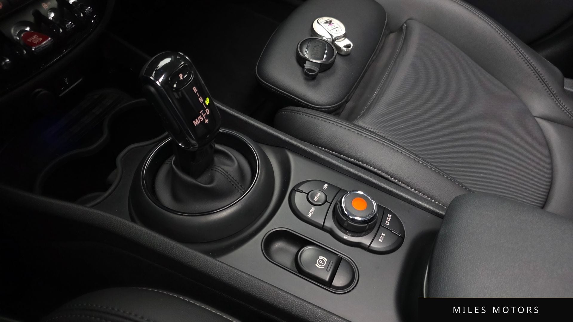 MINI Clubman 2018 — миниатюра 12