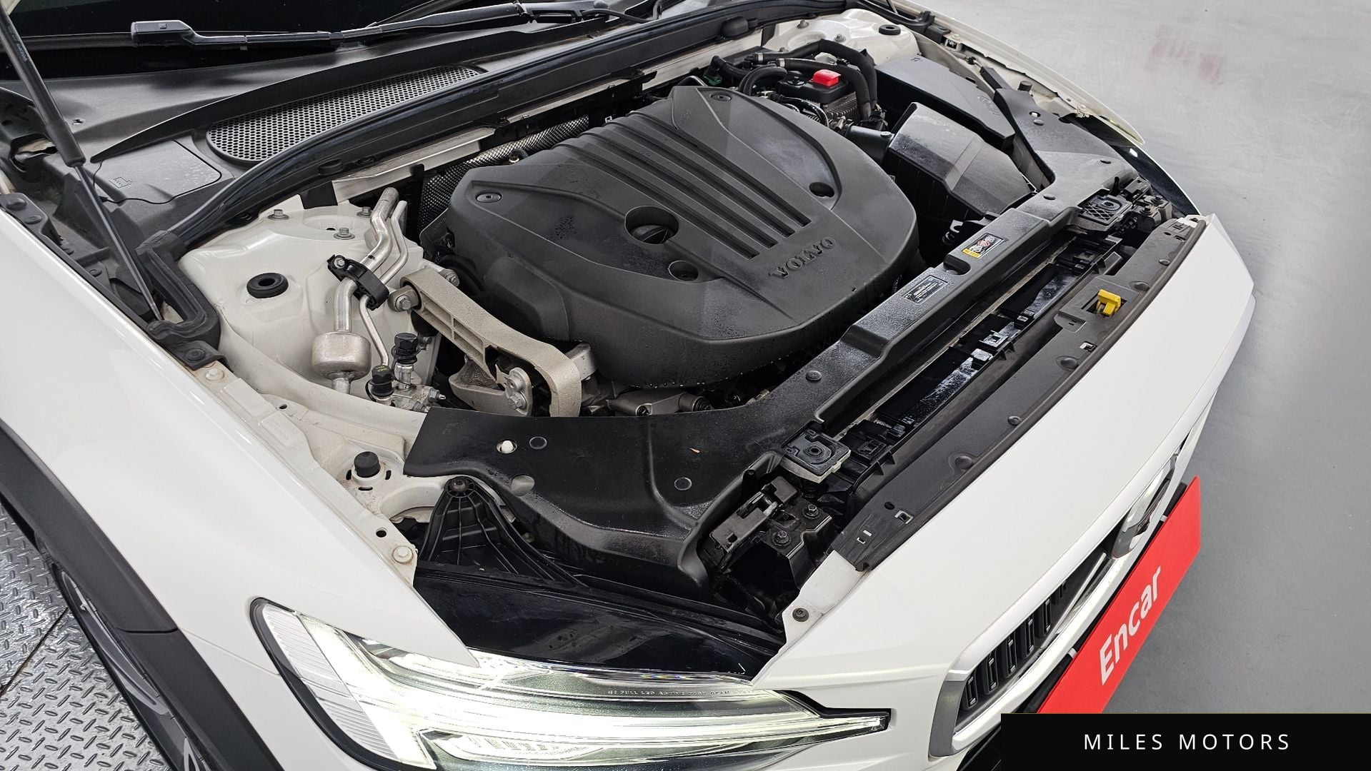 Volvo V60 2021 — миниатюра 6