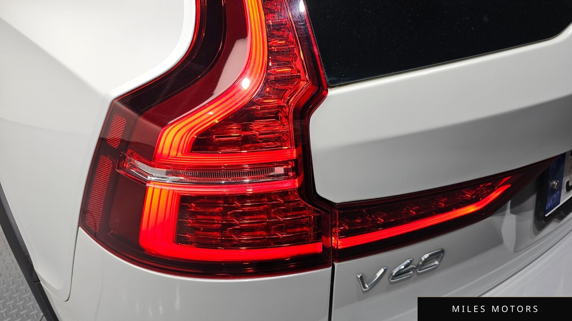 Volvo V60 2021 — миниатюра 9
