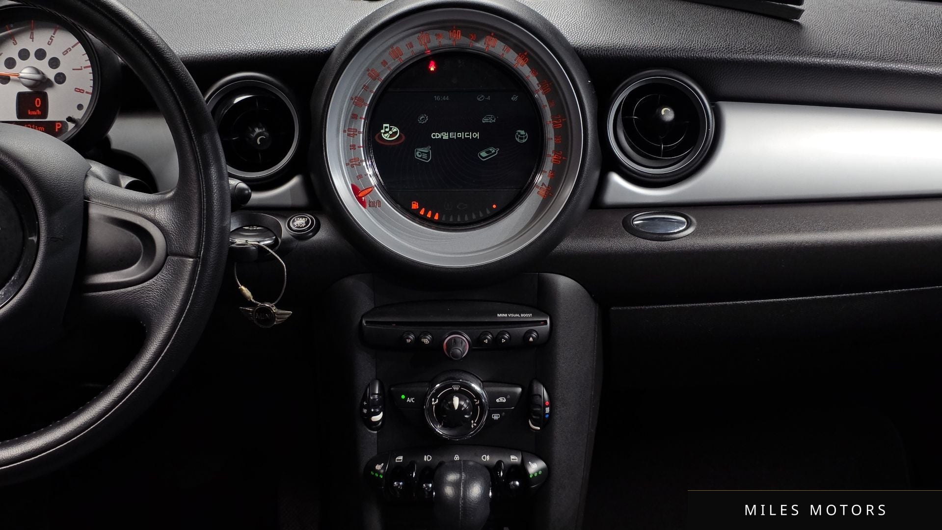 MINI Cooper 2013 — миниатюра 12