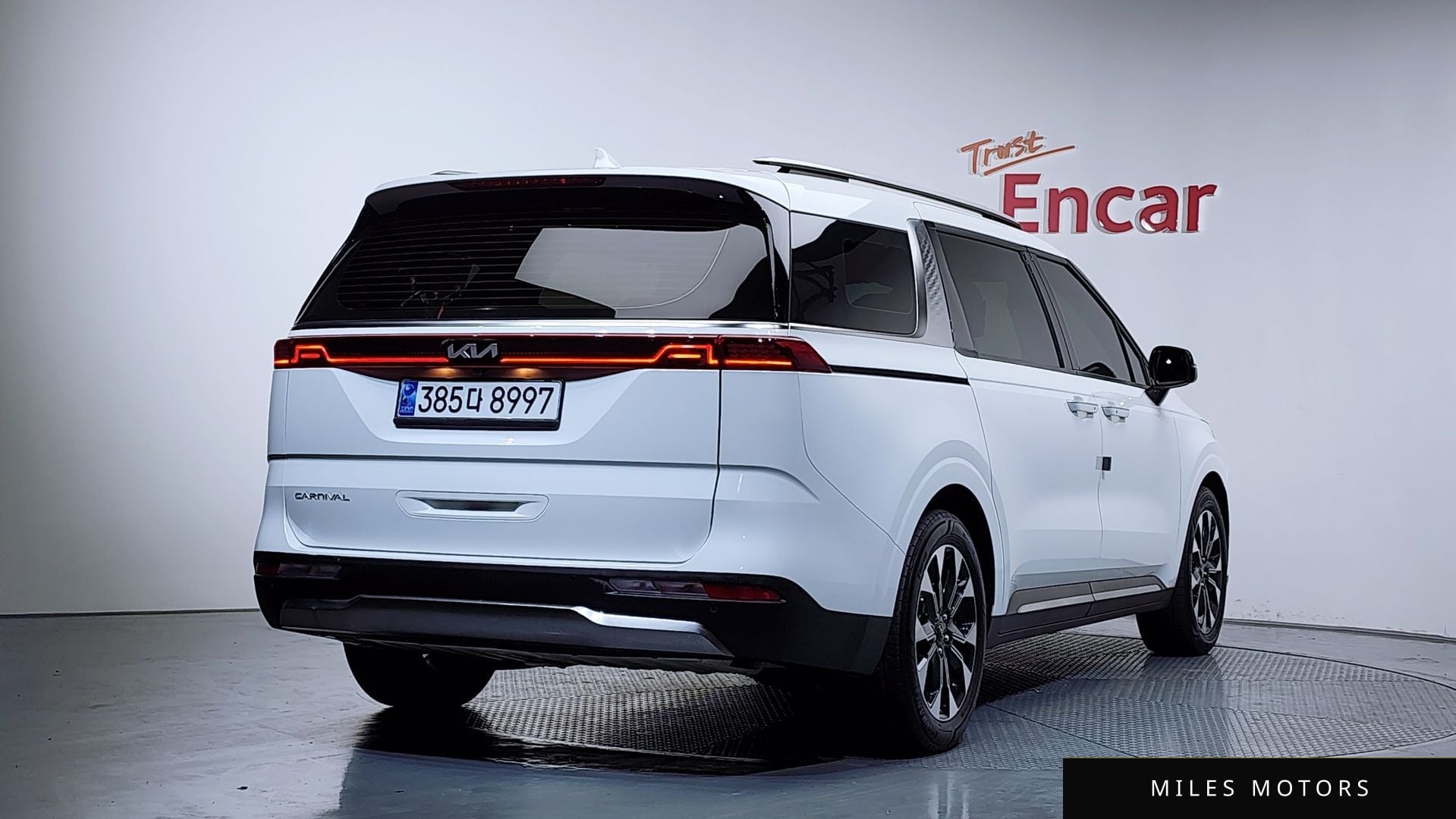 Kia Carnival 2022 — миниатюра 2