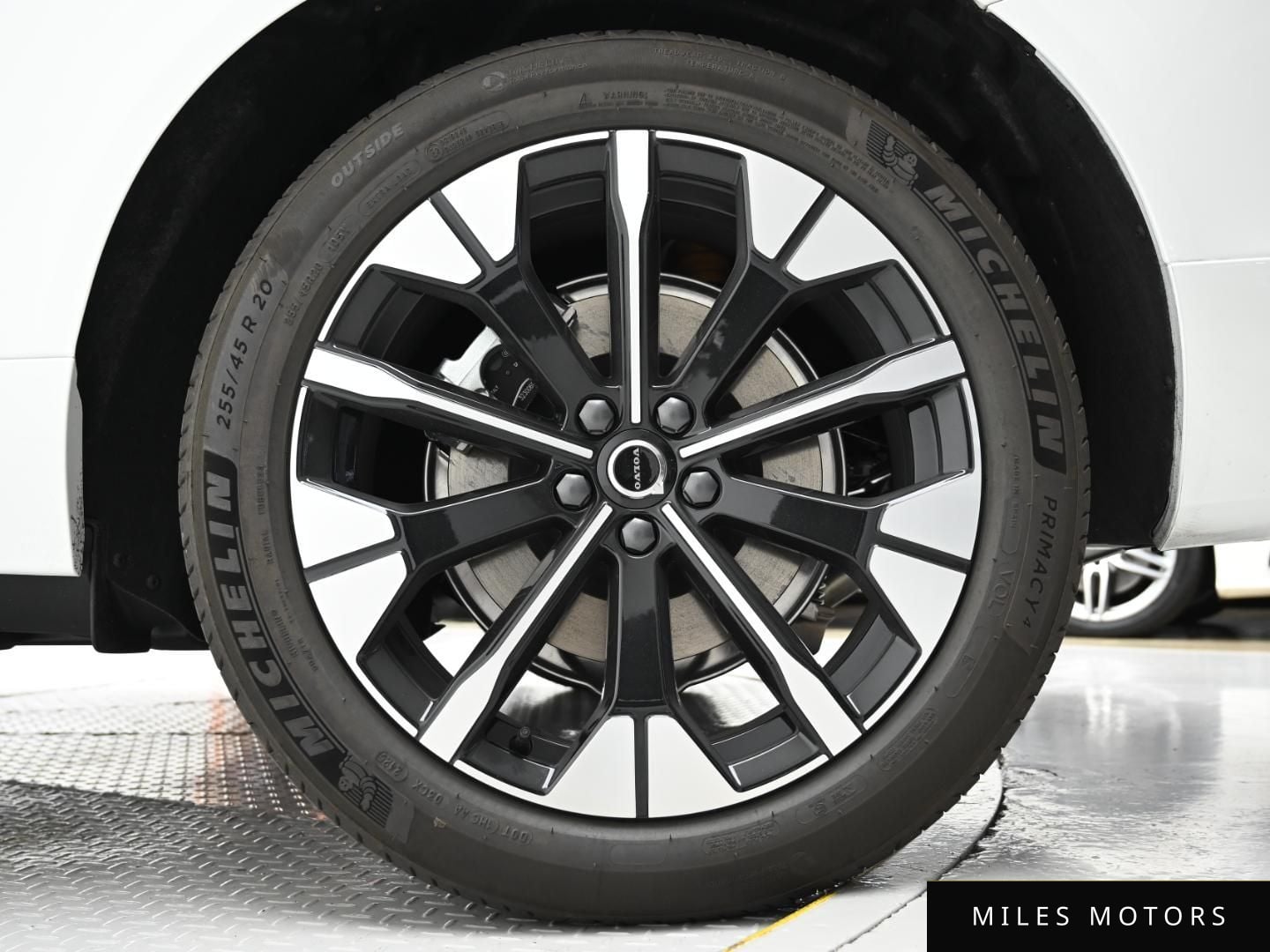 Volvo XC60 2026 — миниатюра 5