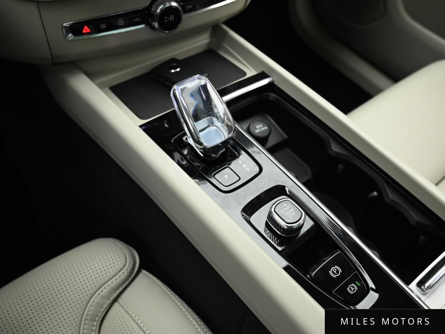 Volvo XC60 2026 — миниатюра 9