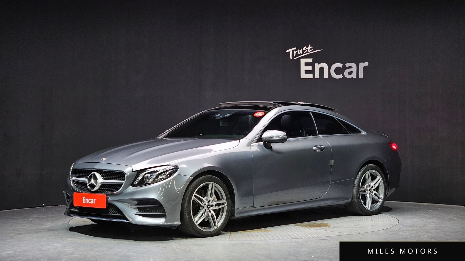 Mercedes-Benz E-Class W213 2017 — фото 1 из 12